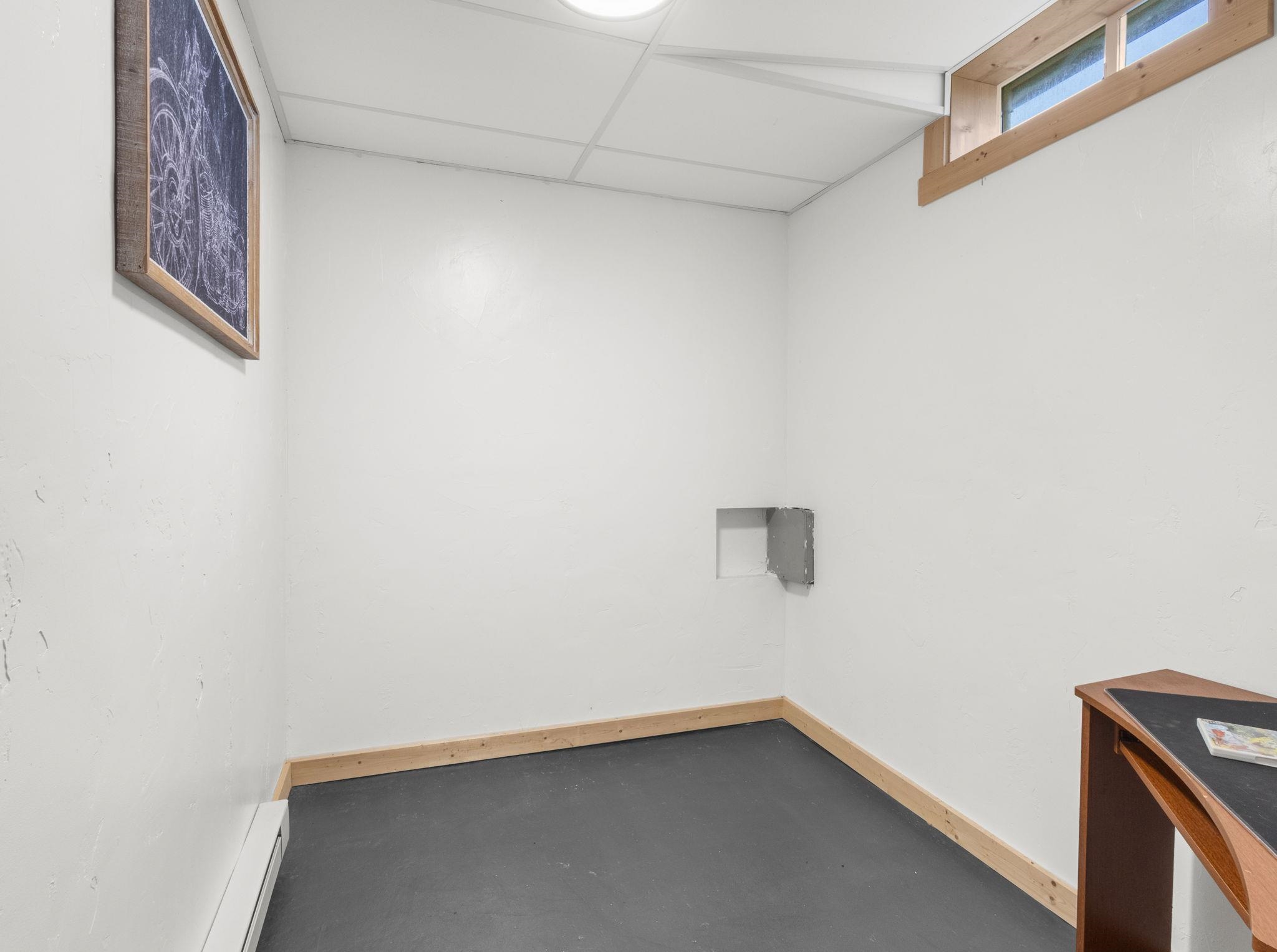 Property photo 28