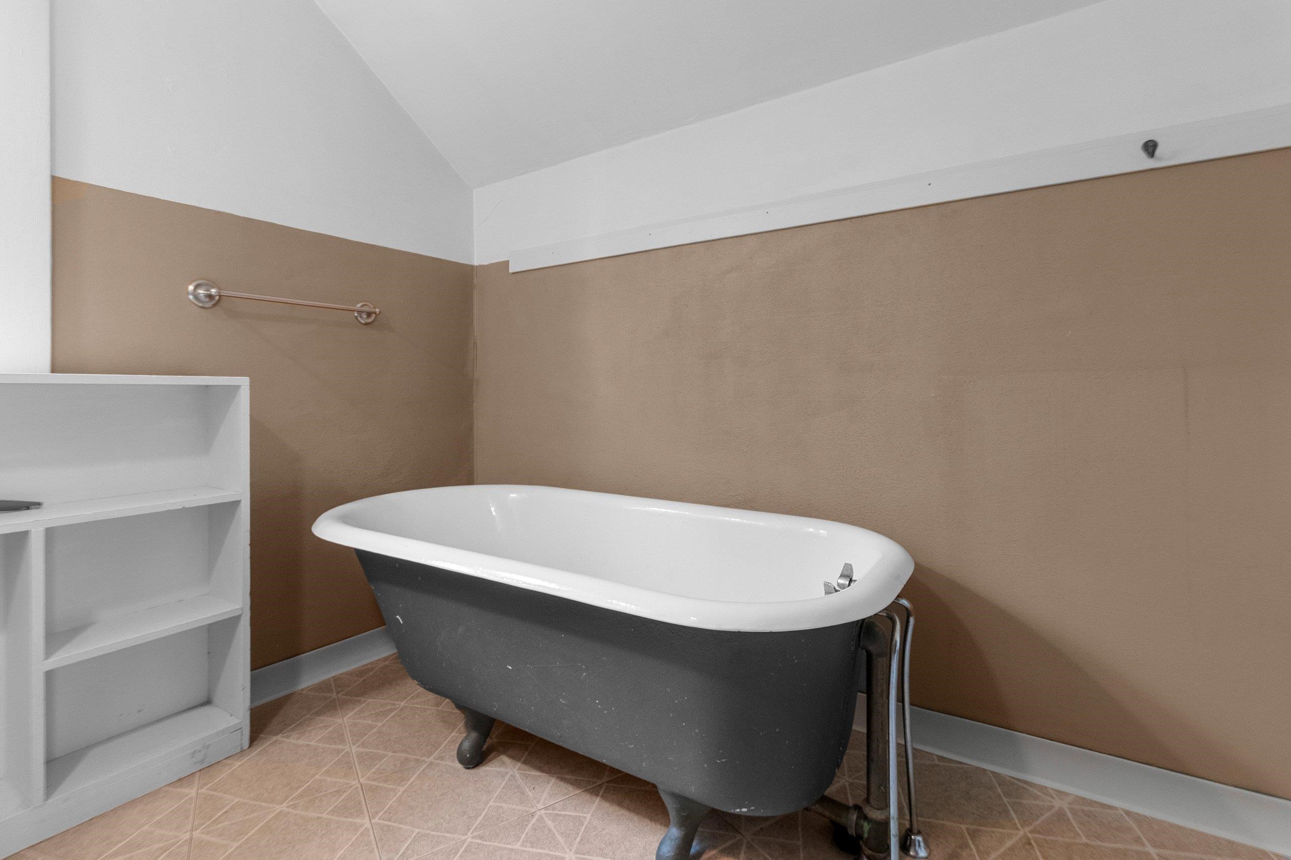 Property photo 38