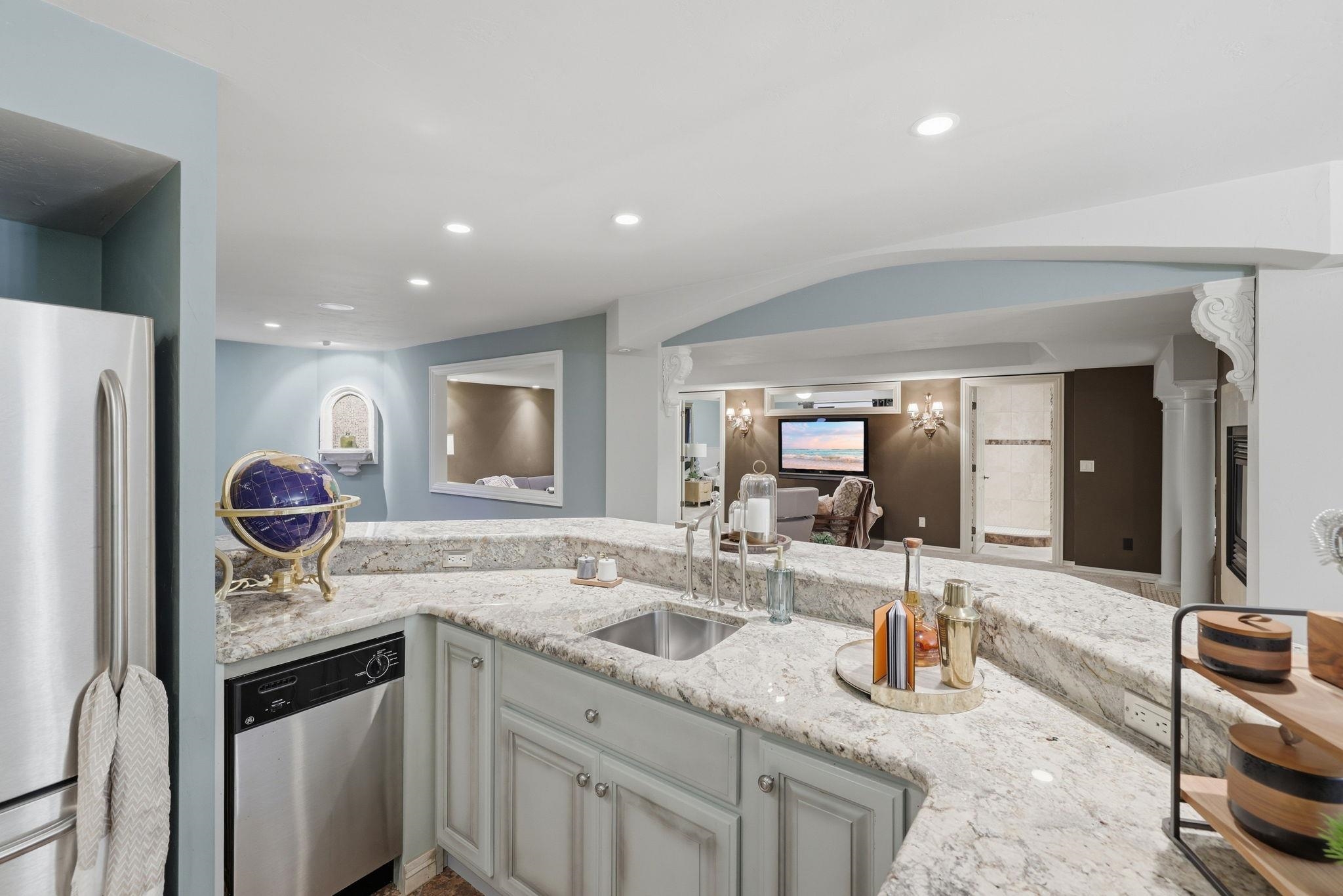 Property photo 38