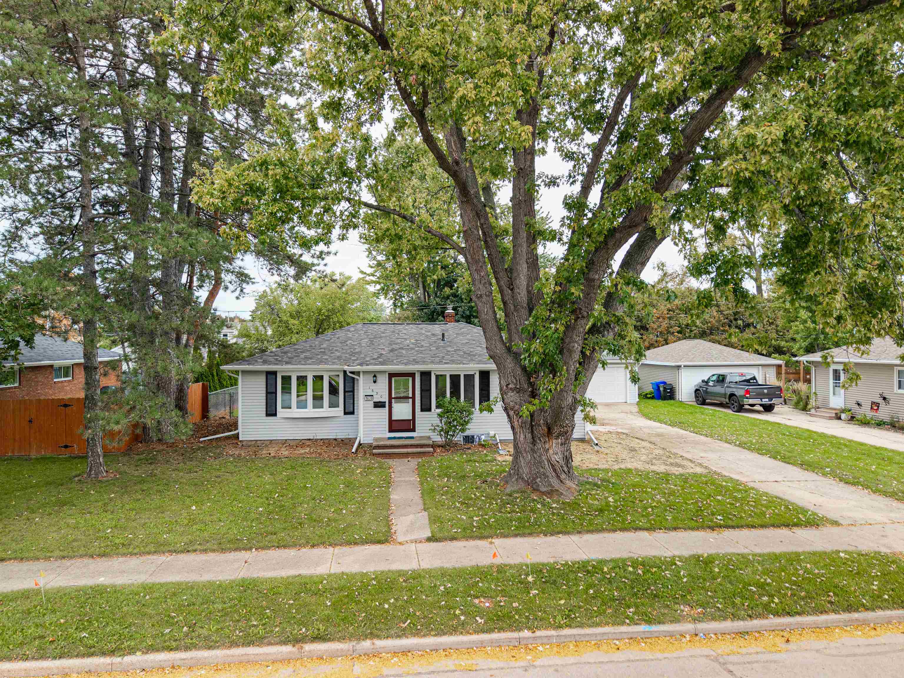Property photo 37