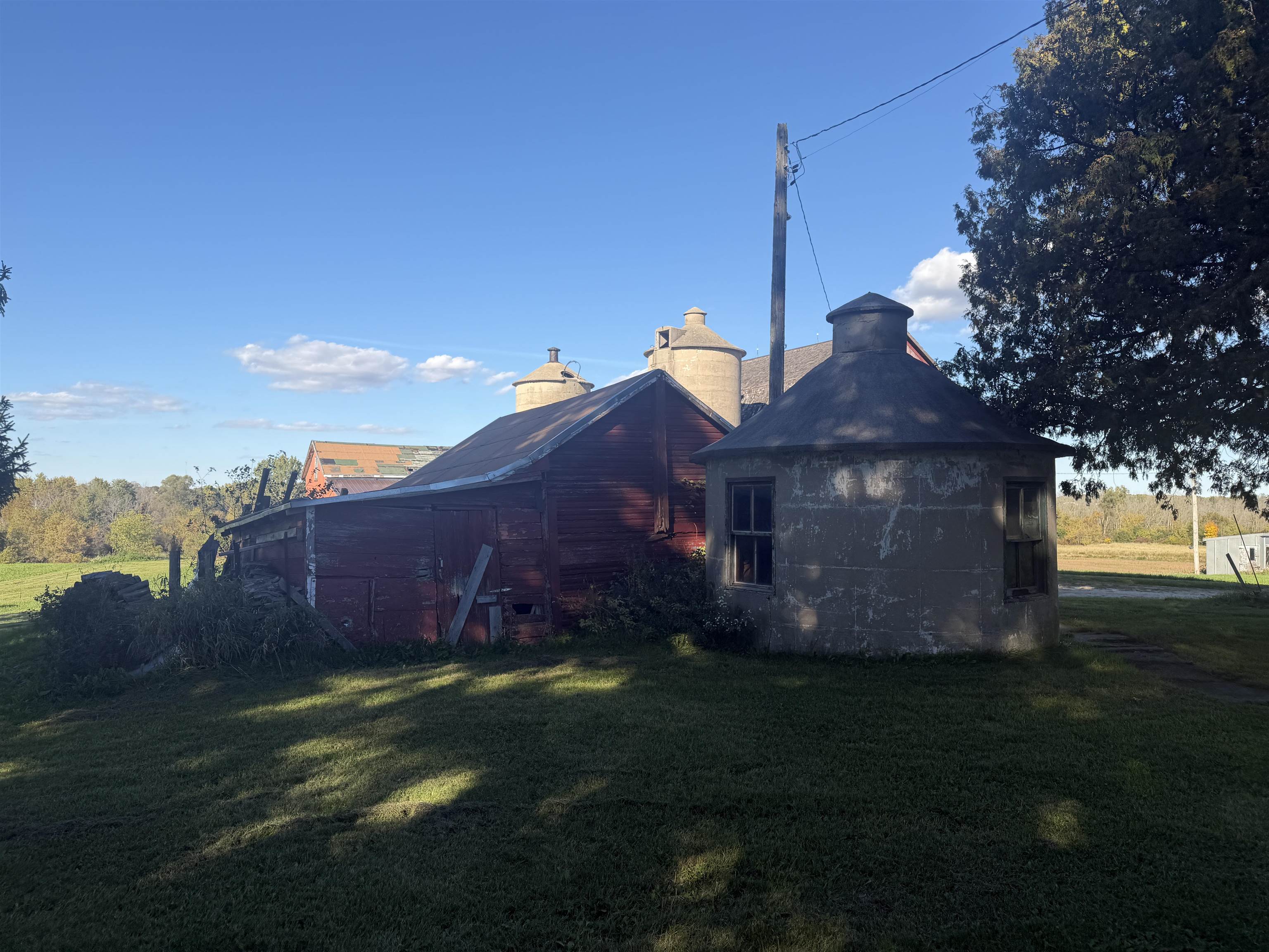 Property photo 33