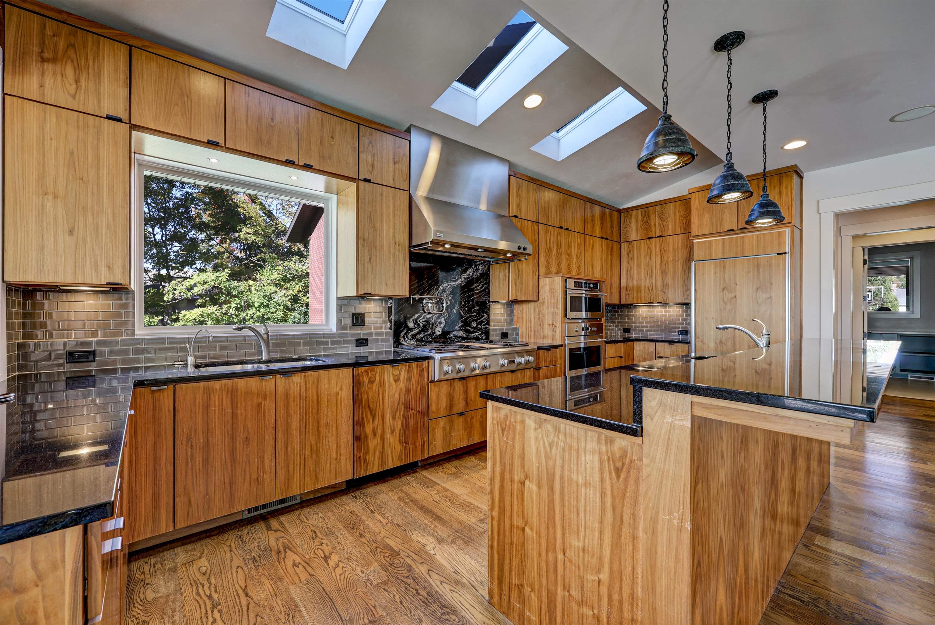 Property photo 25