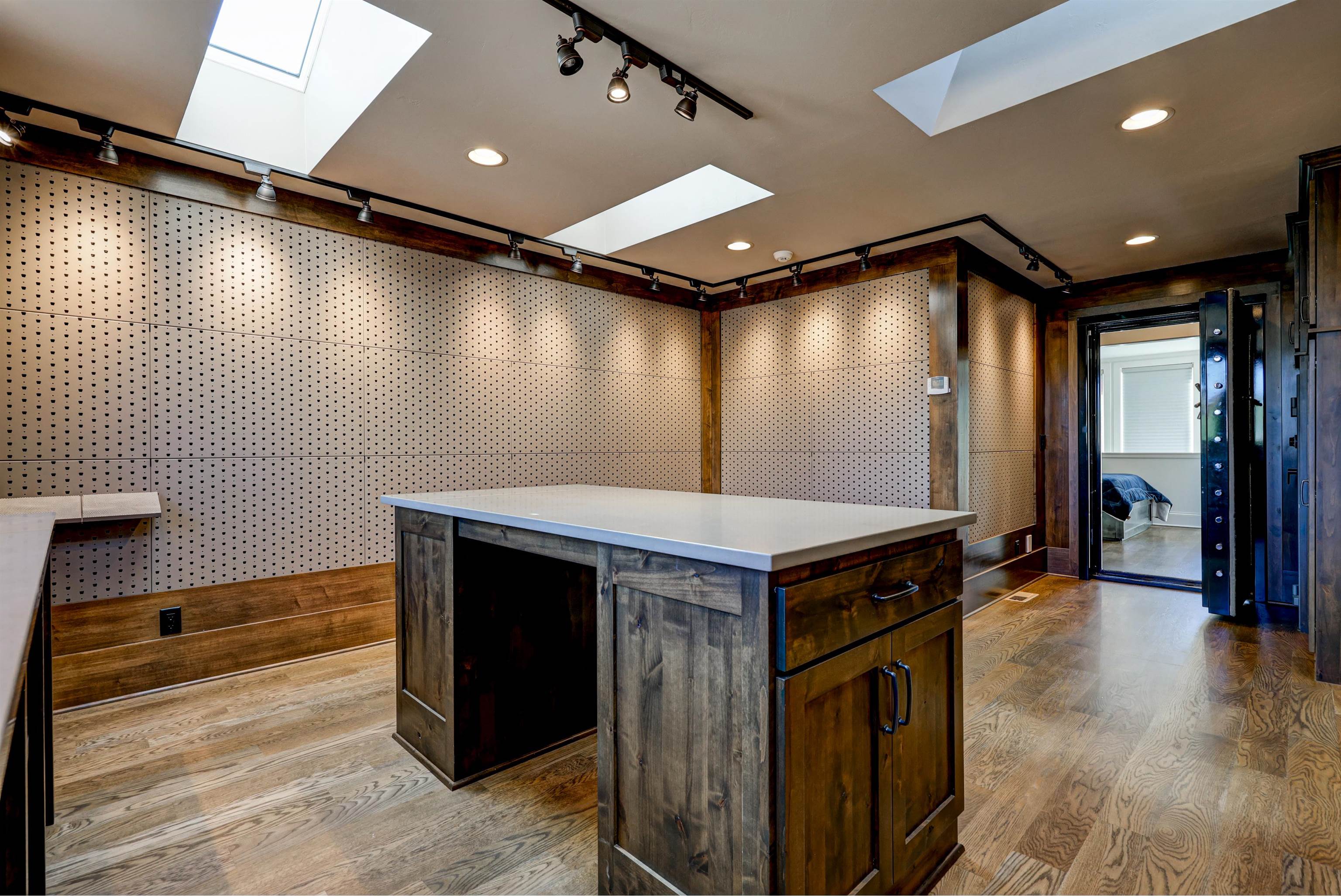 Property photo 63