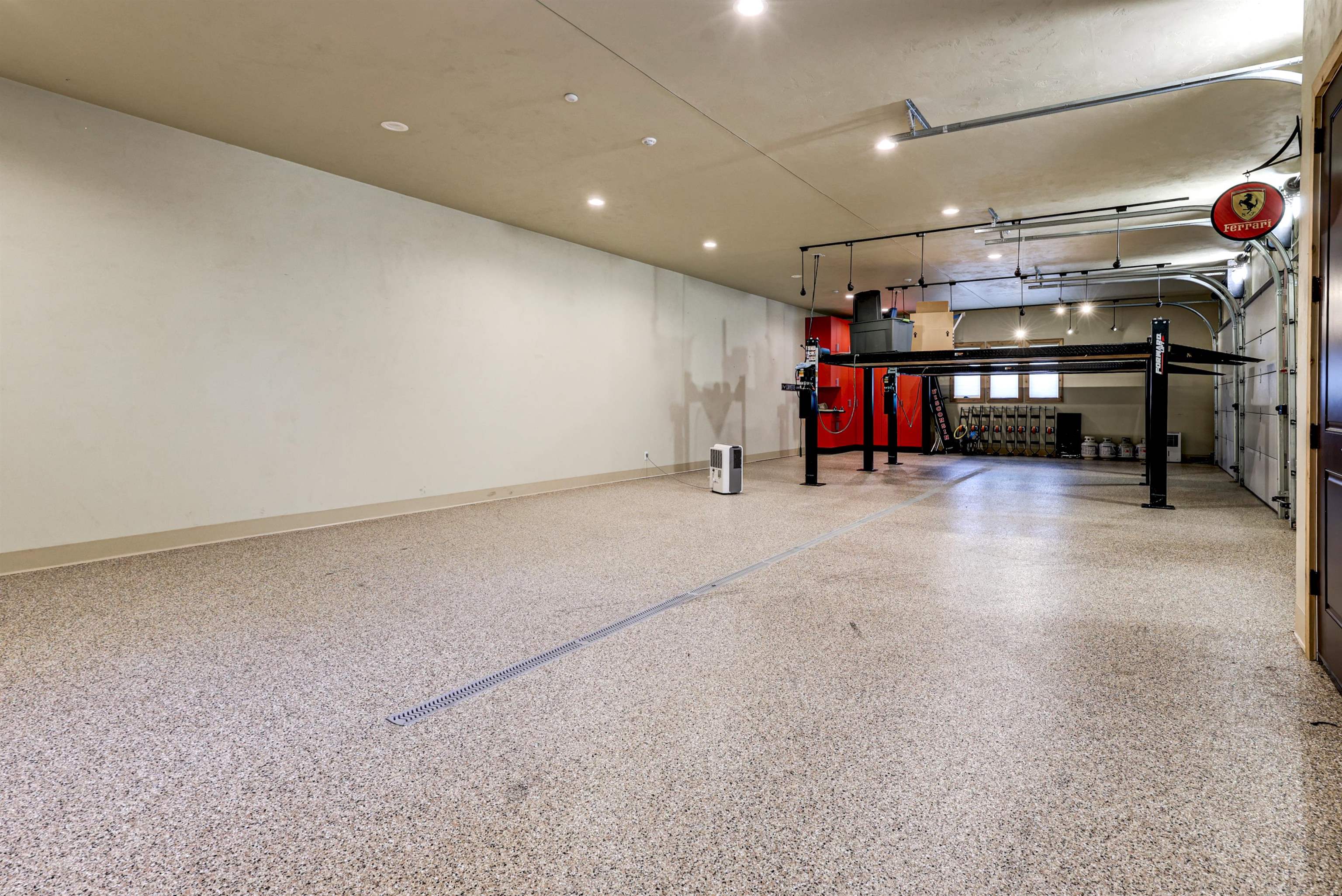 Property photo 68