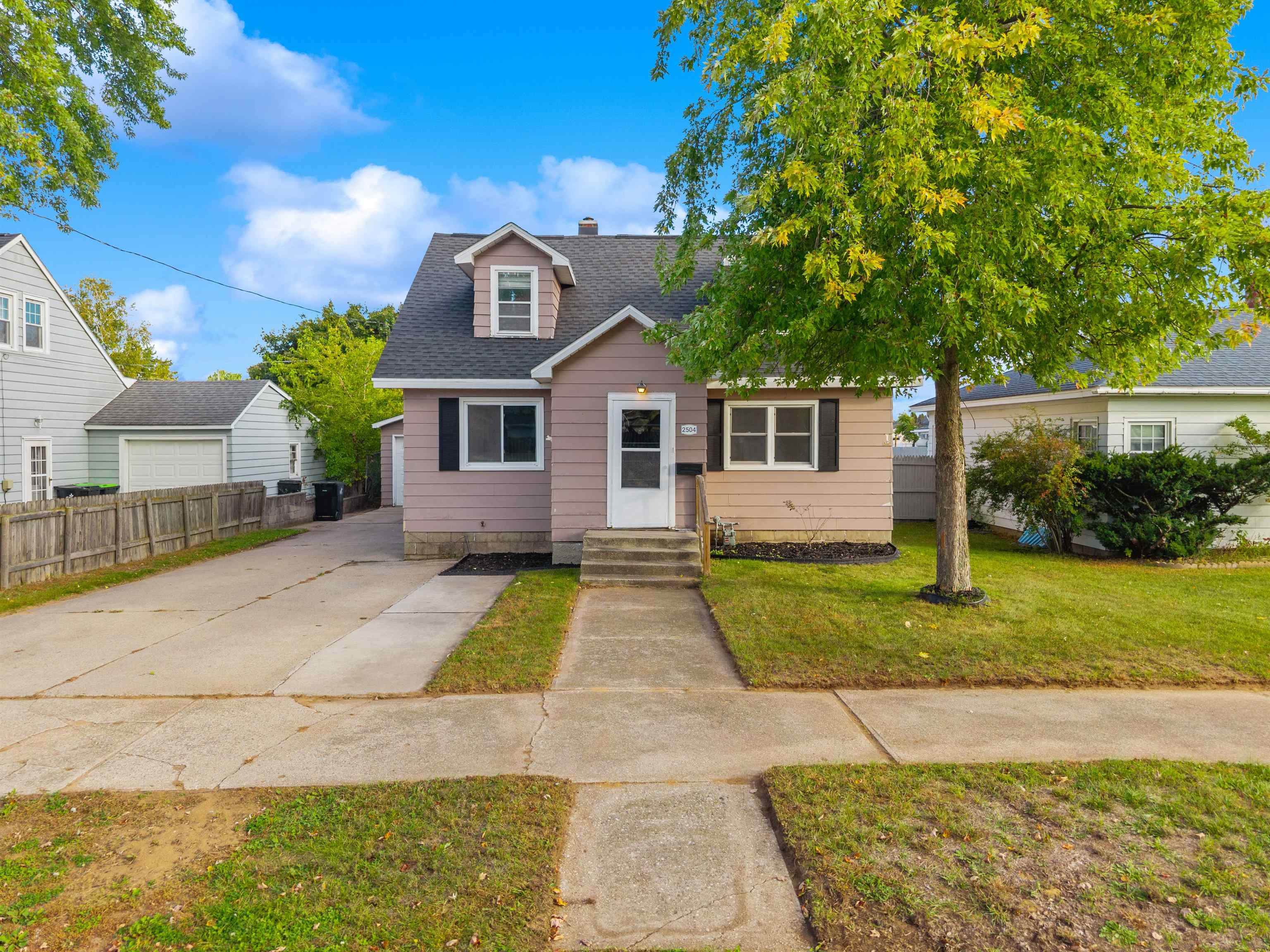 Property photo 35