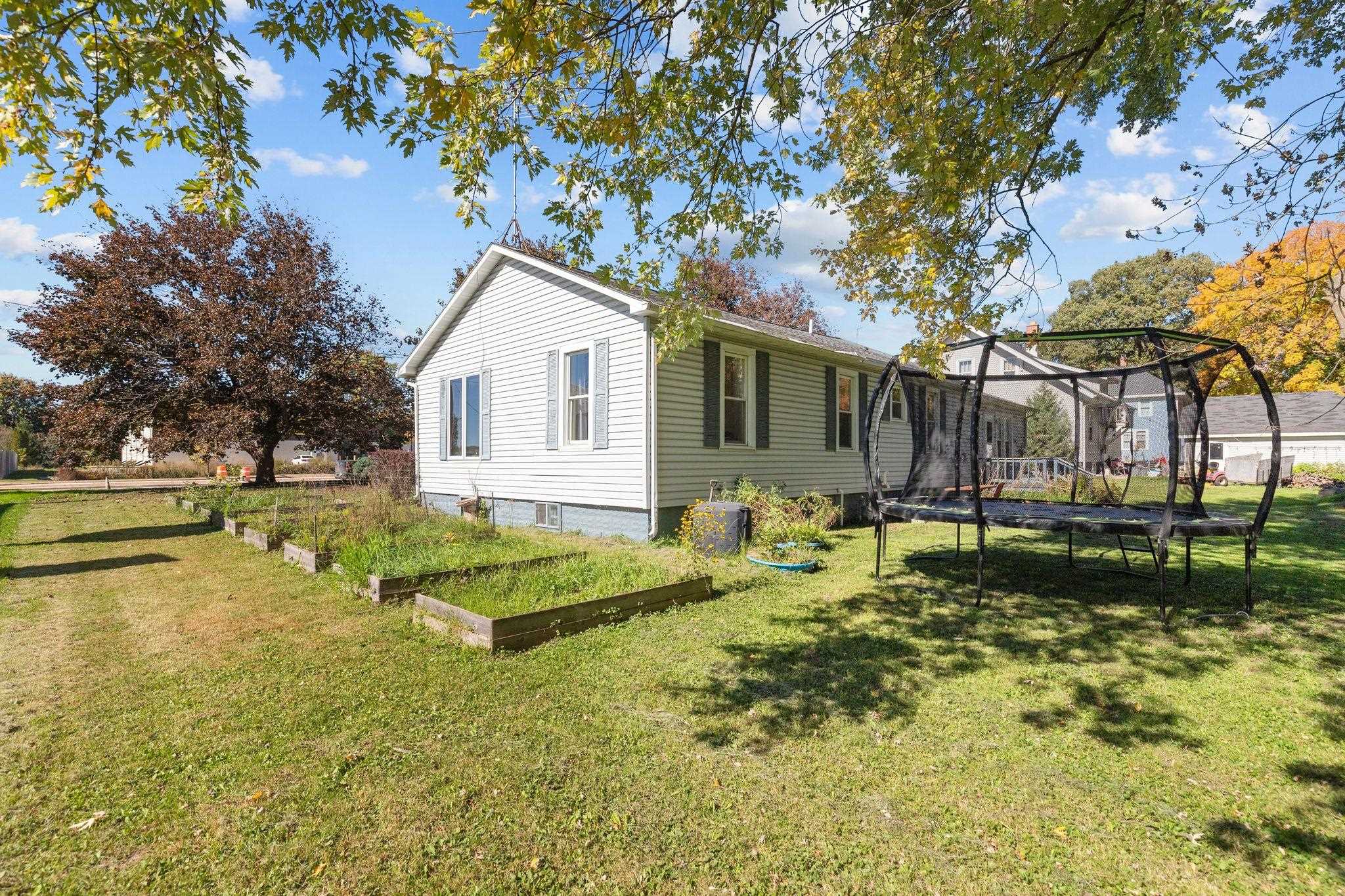 Property photo 35