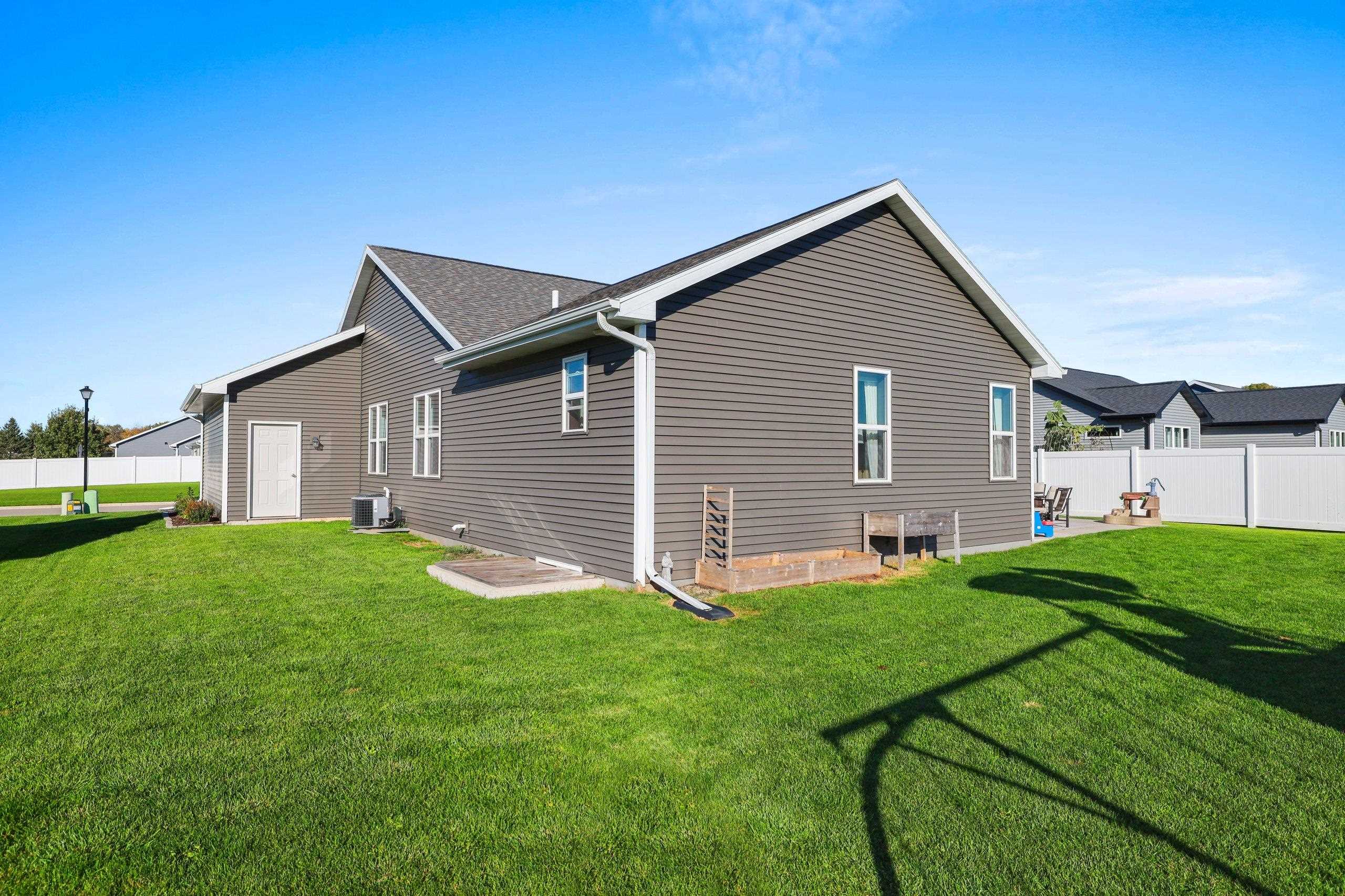 Property photo 35