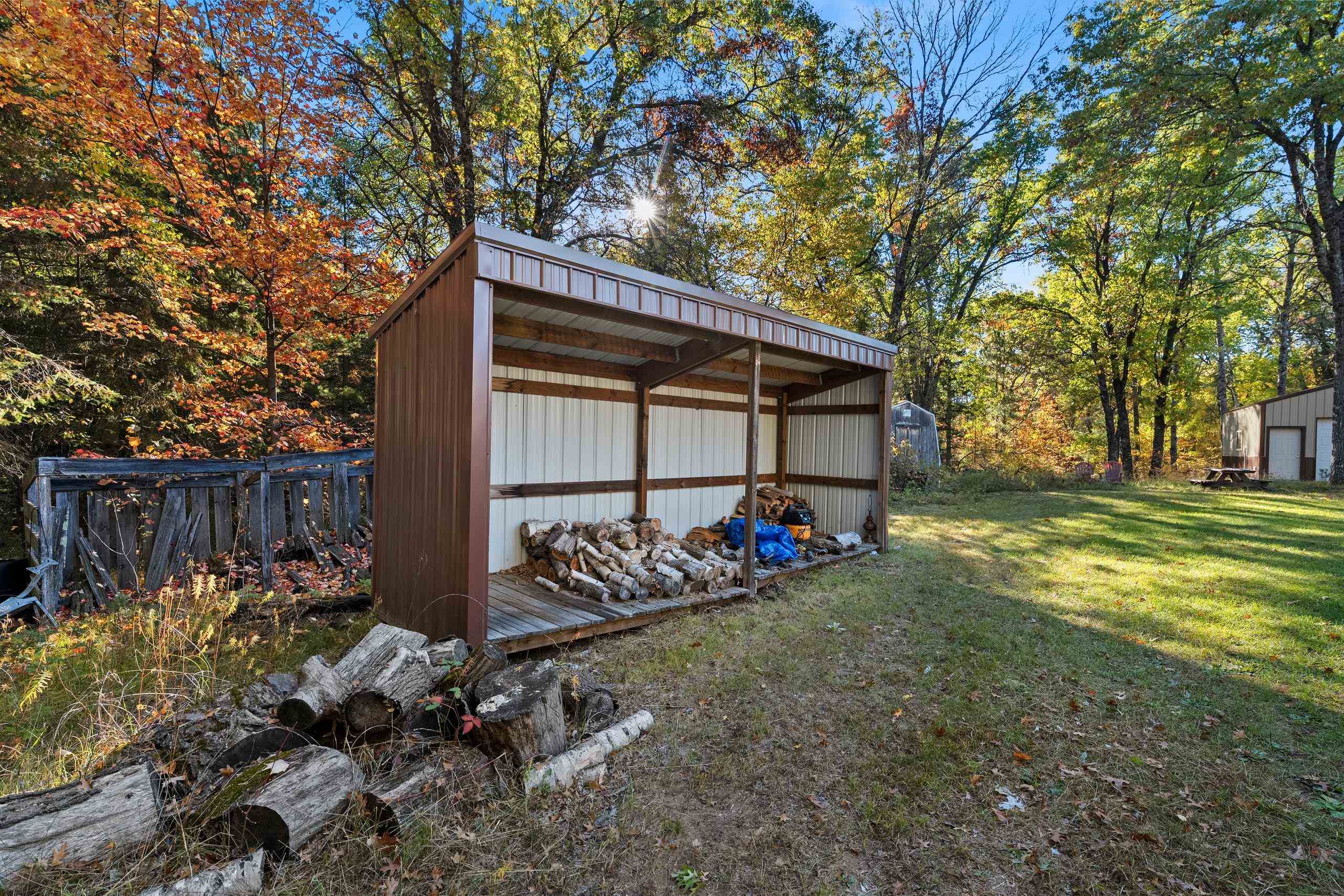Property photo 25