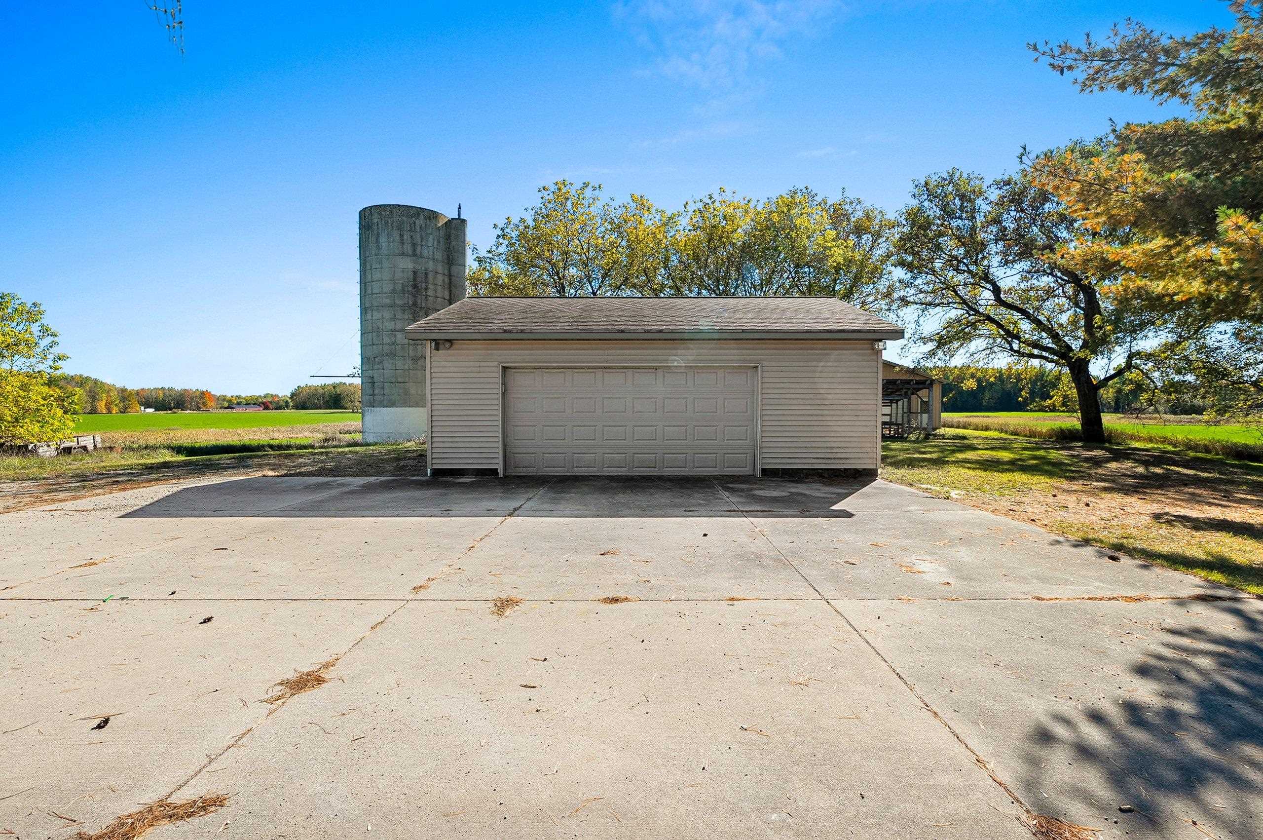 Property photo 41