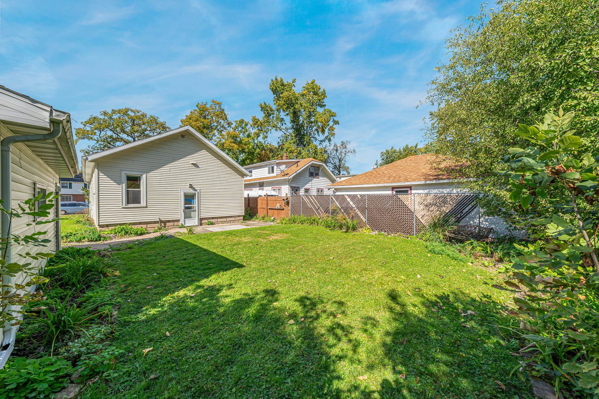 Property photo 28