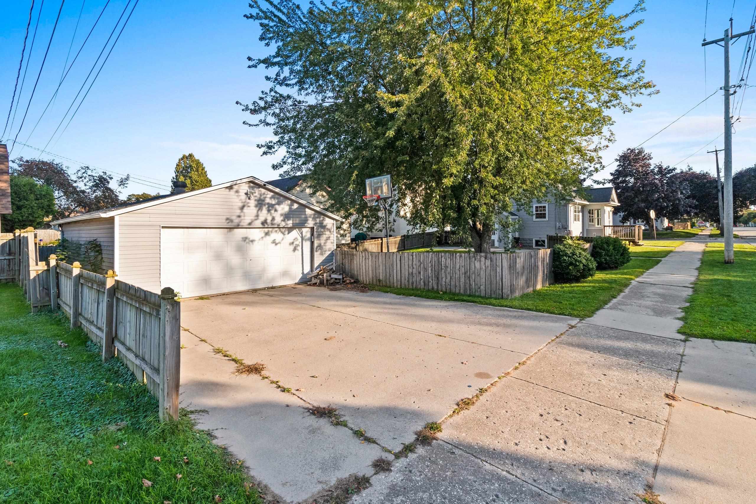 Property photo 24