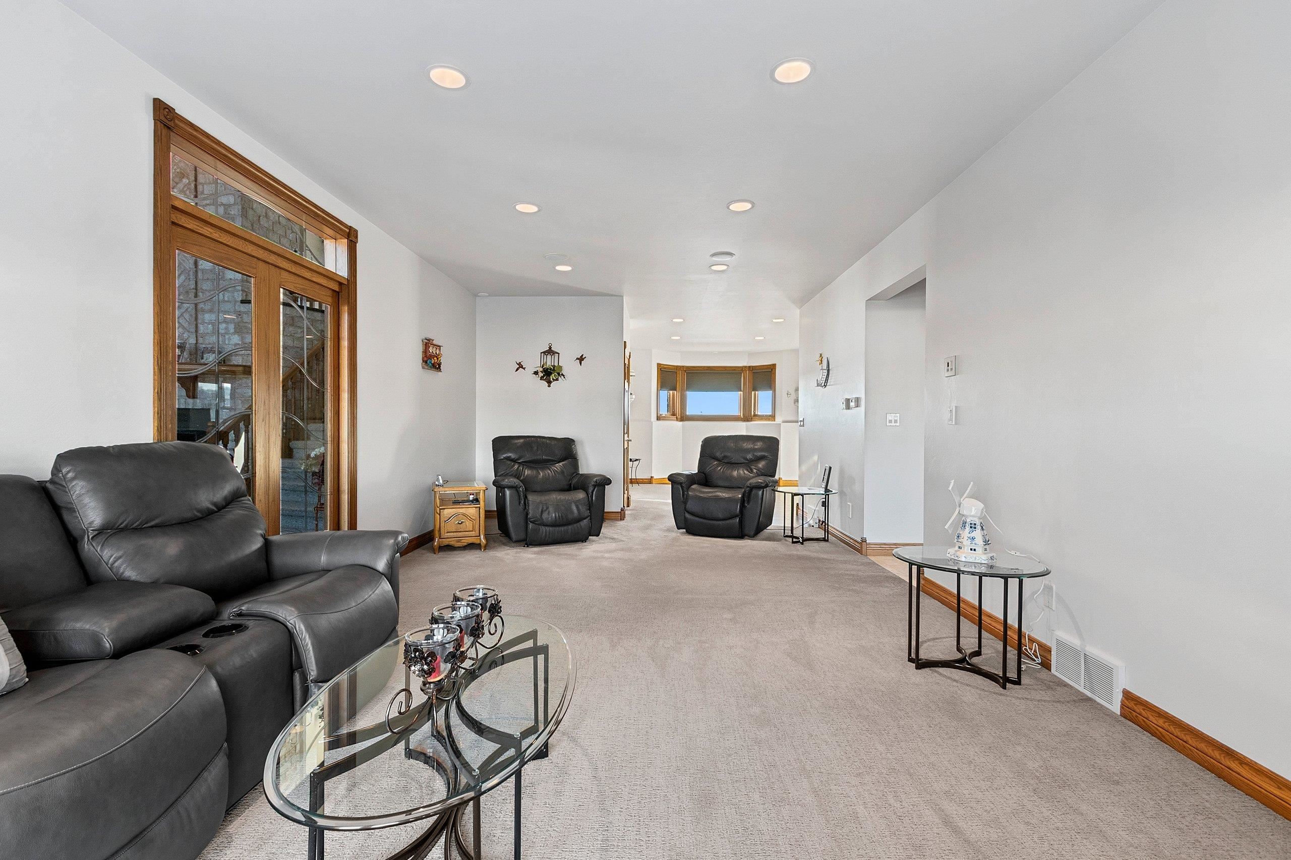 Property photo 54