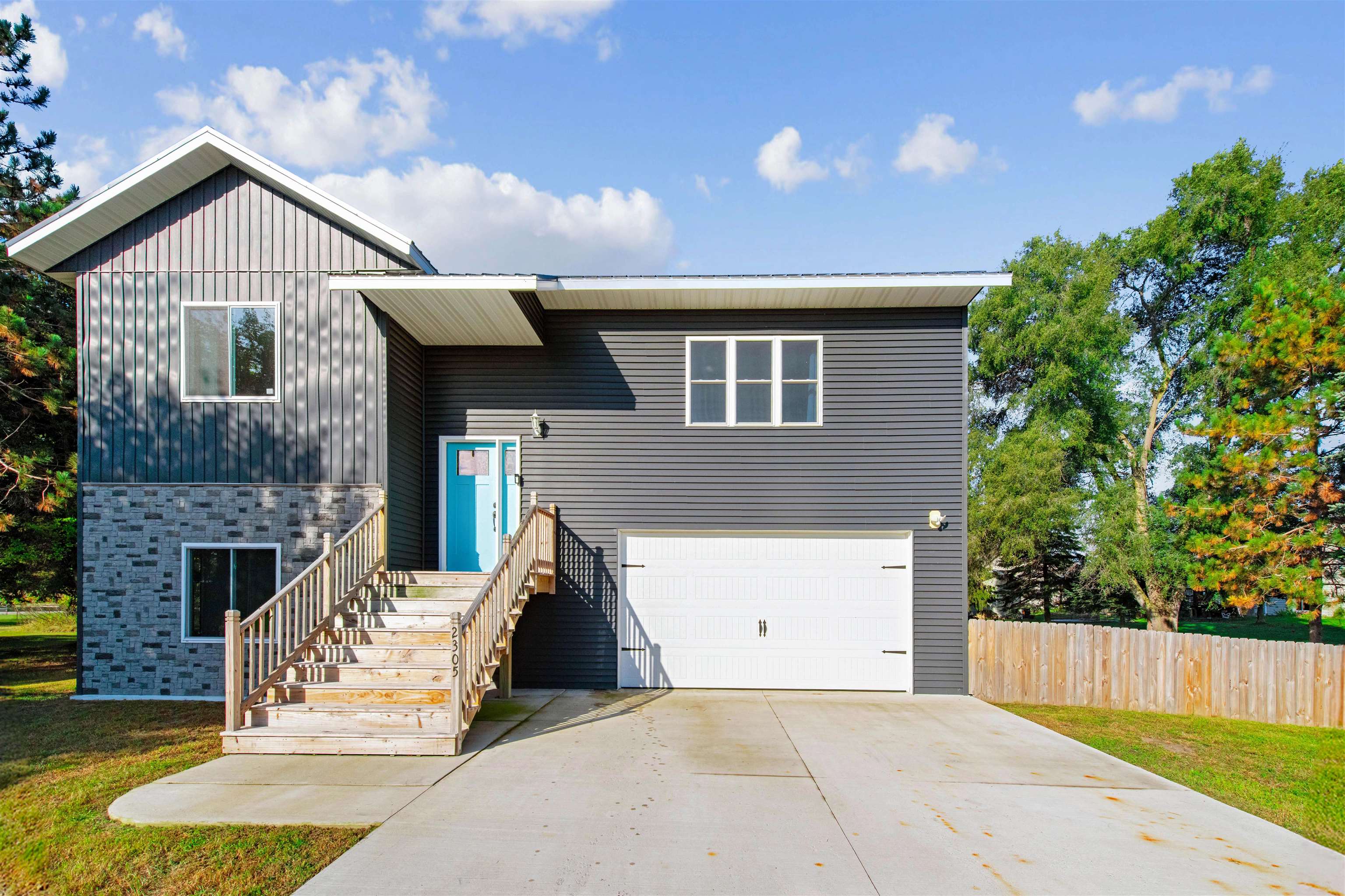 Property photo 35