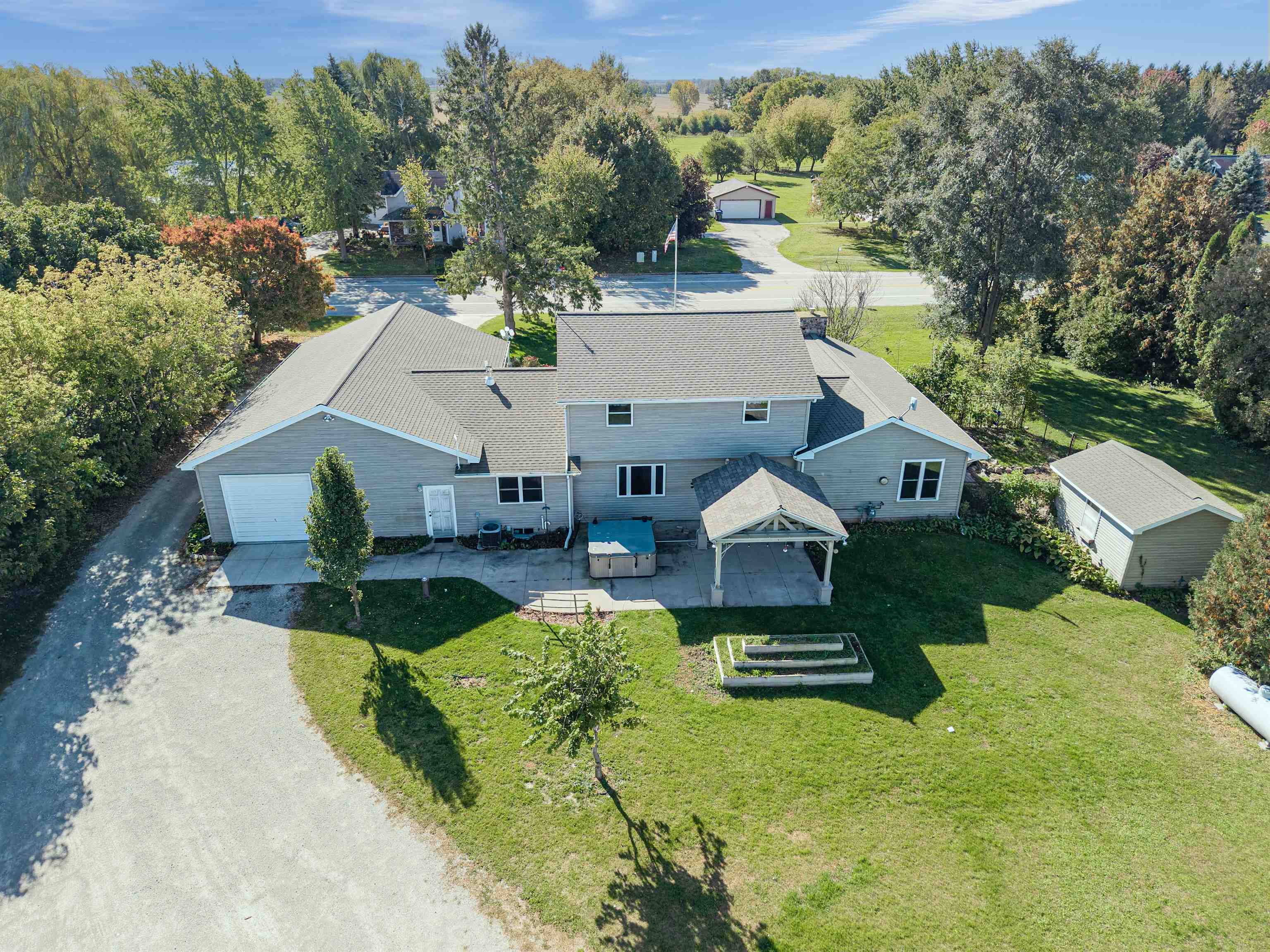 Property photo 35