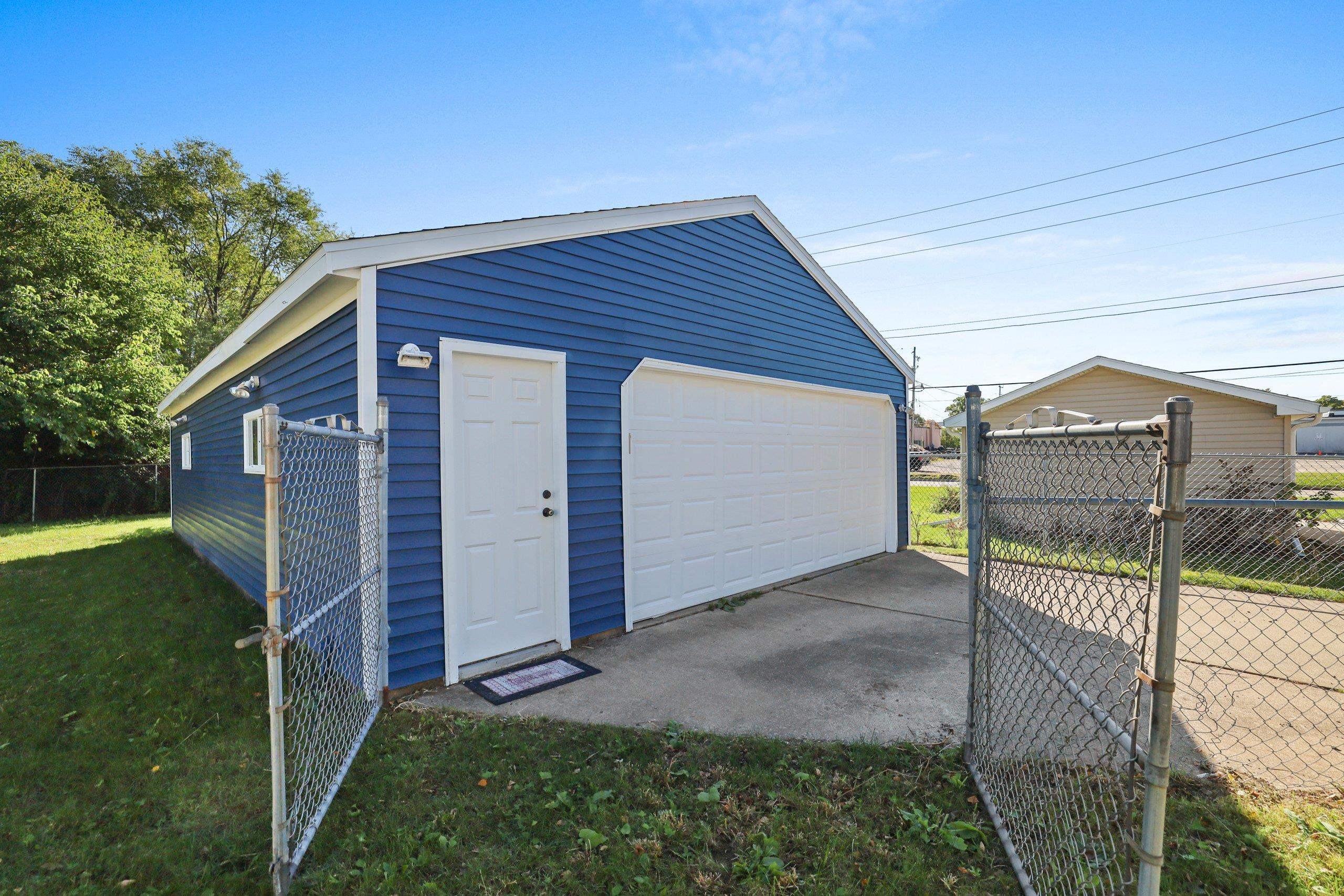 Property photo 46