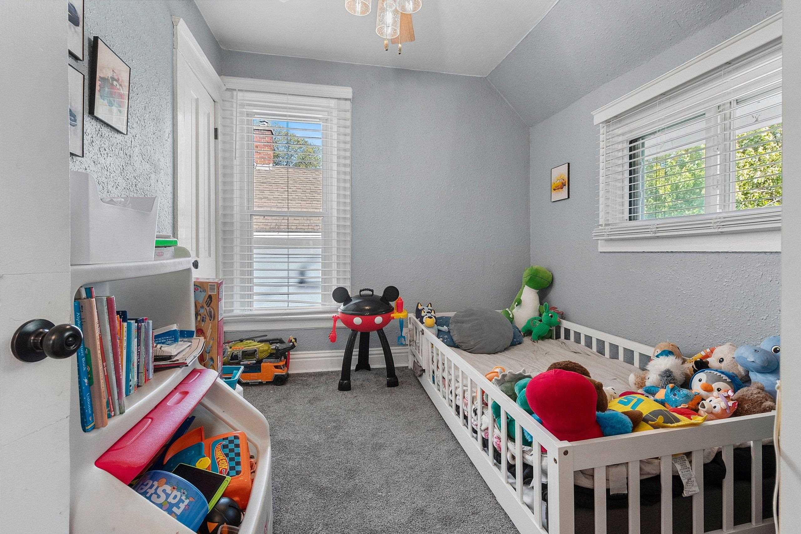 Property photo 31