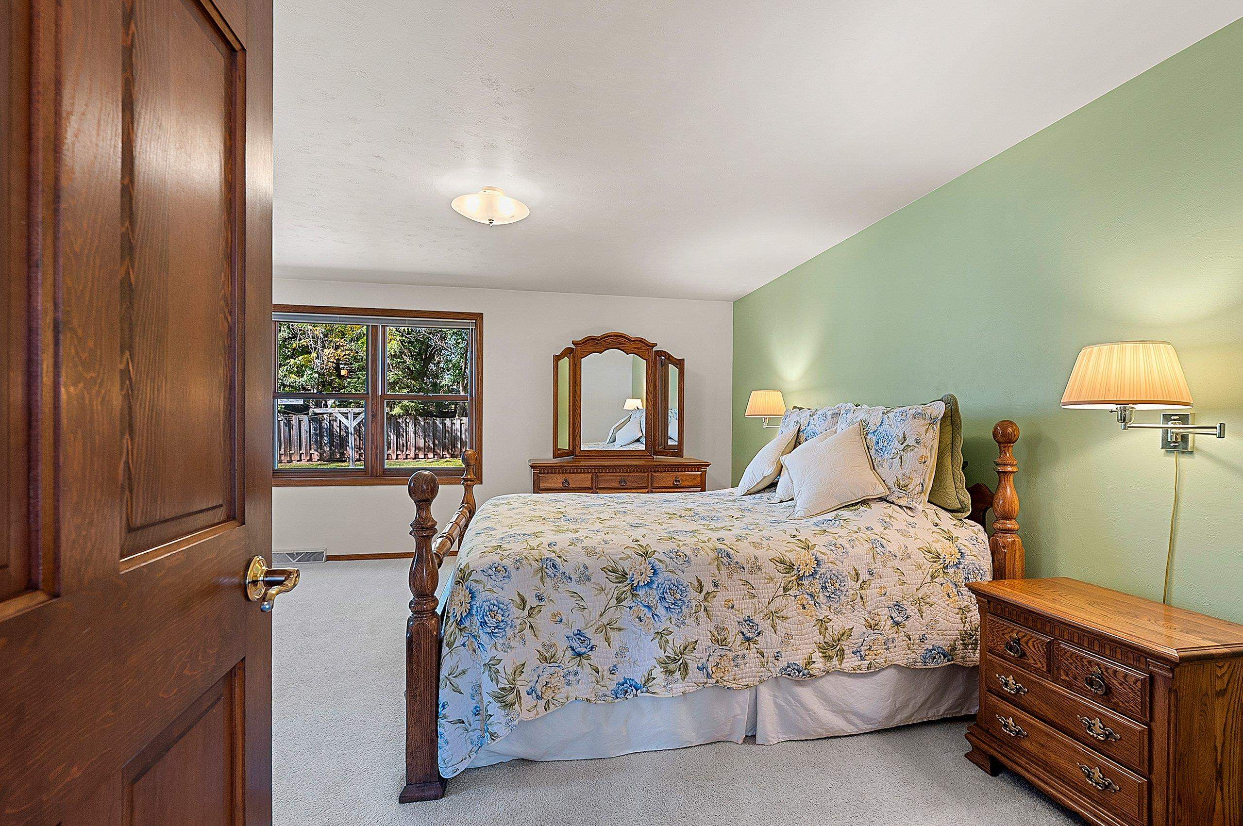 Property photo 28
