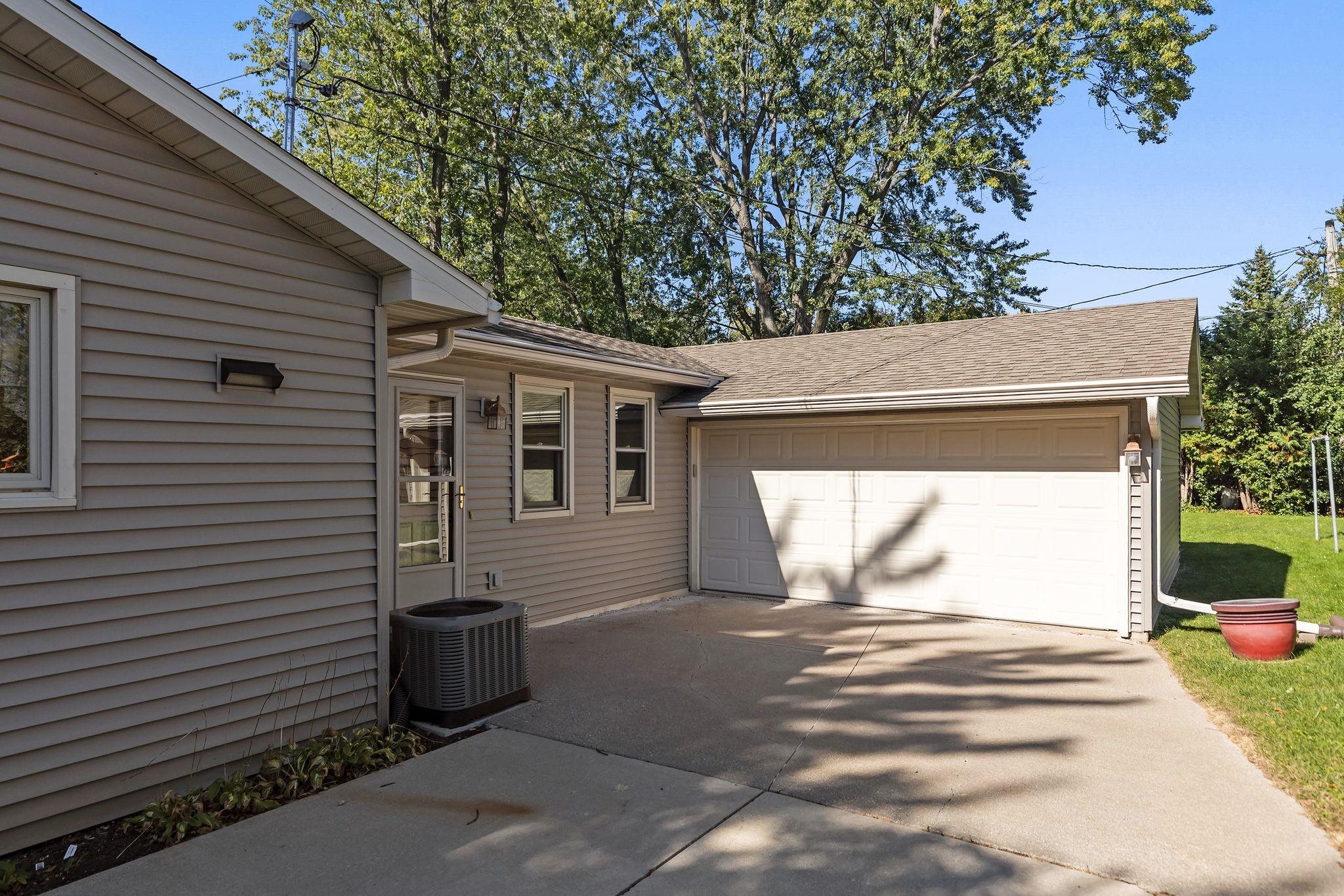 Property photo 40