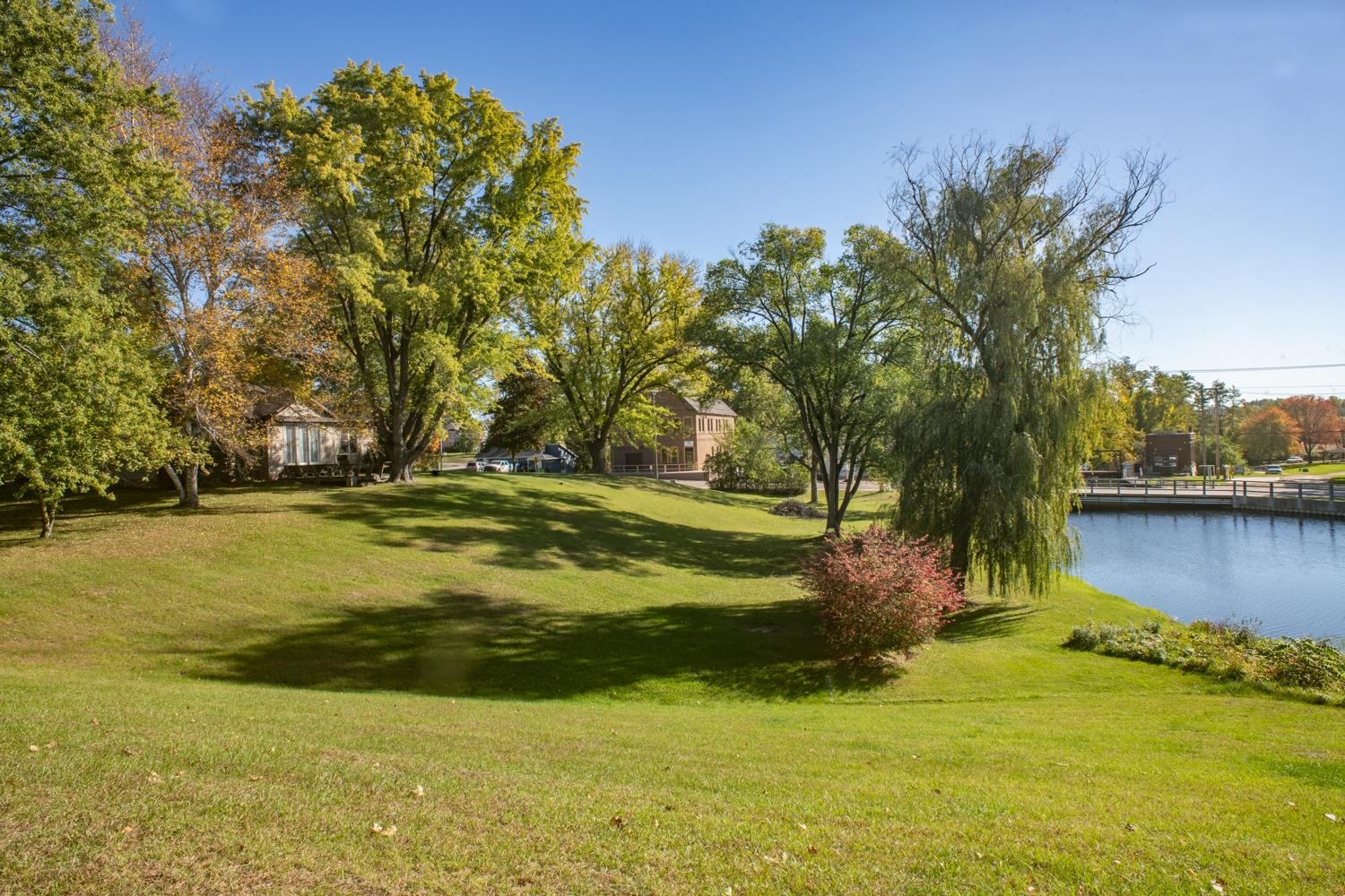 Property photo 37