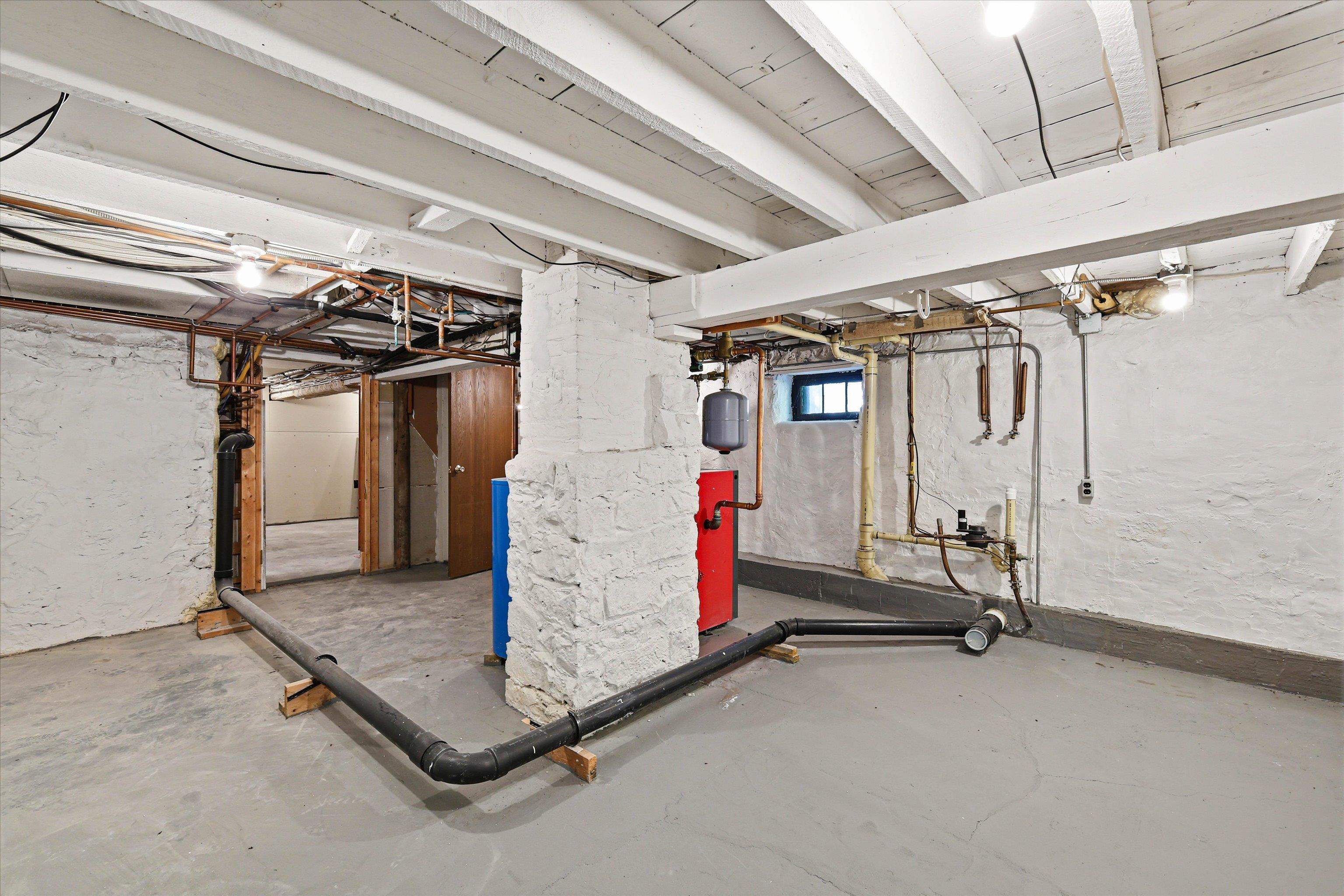 Property photo 37