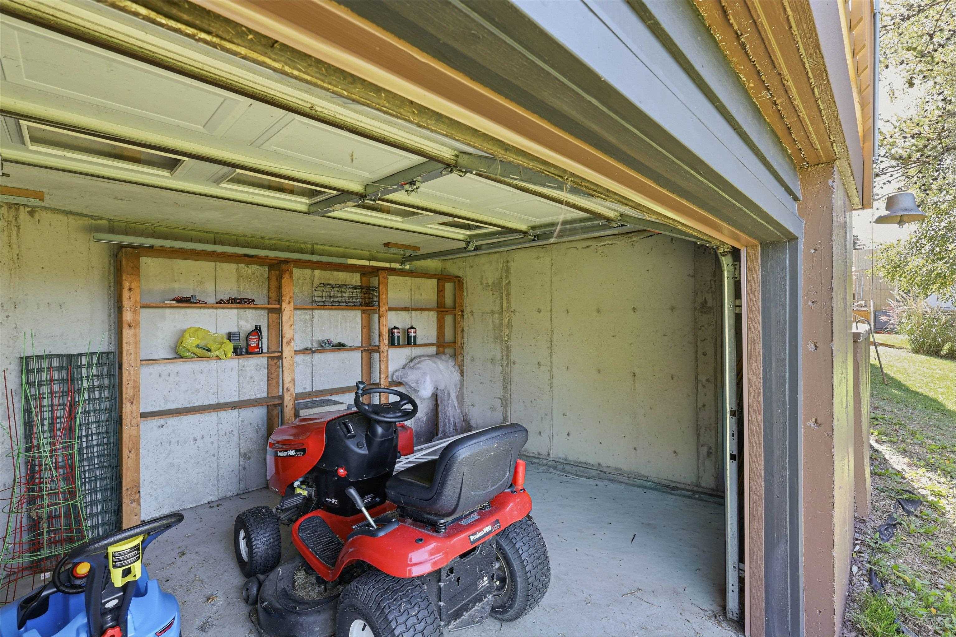 Property photo 38