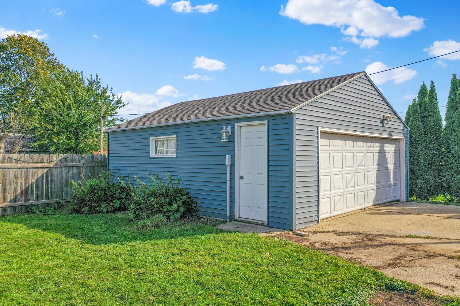 Property photo 31