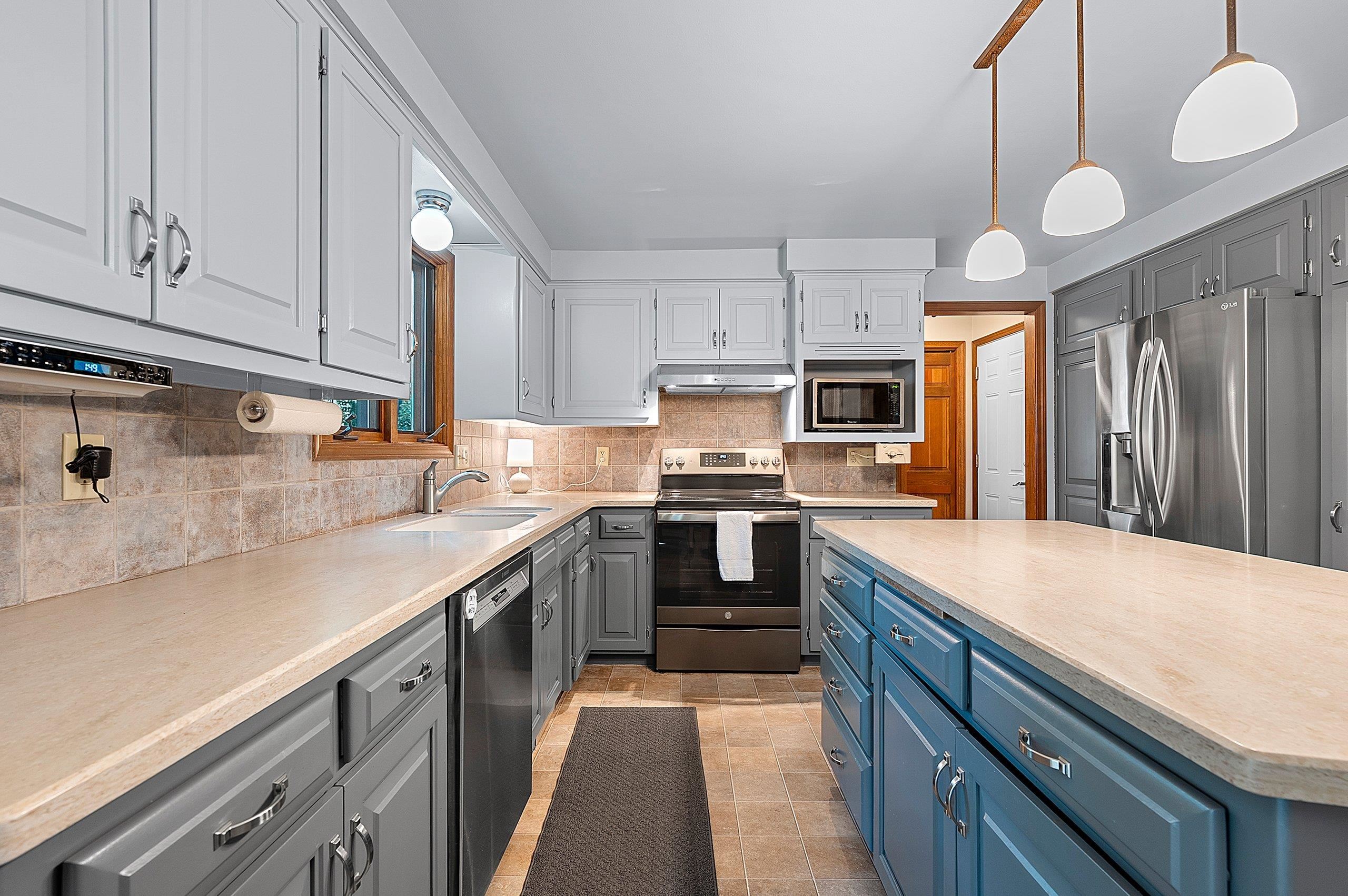 Property photo 28