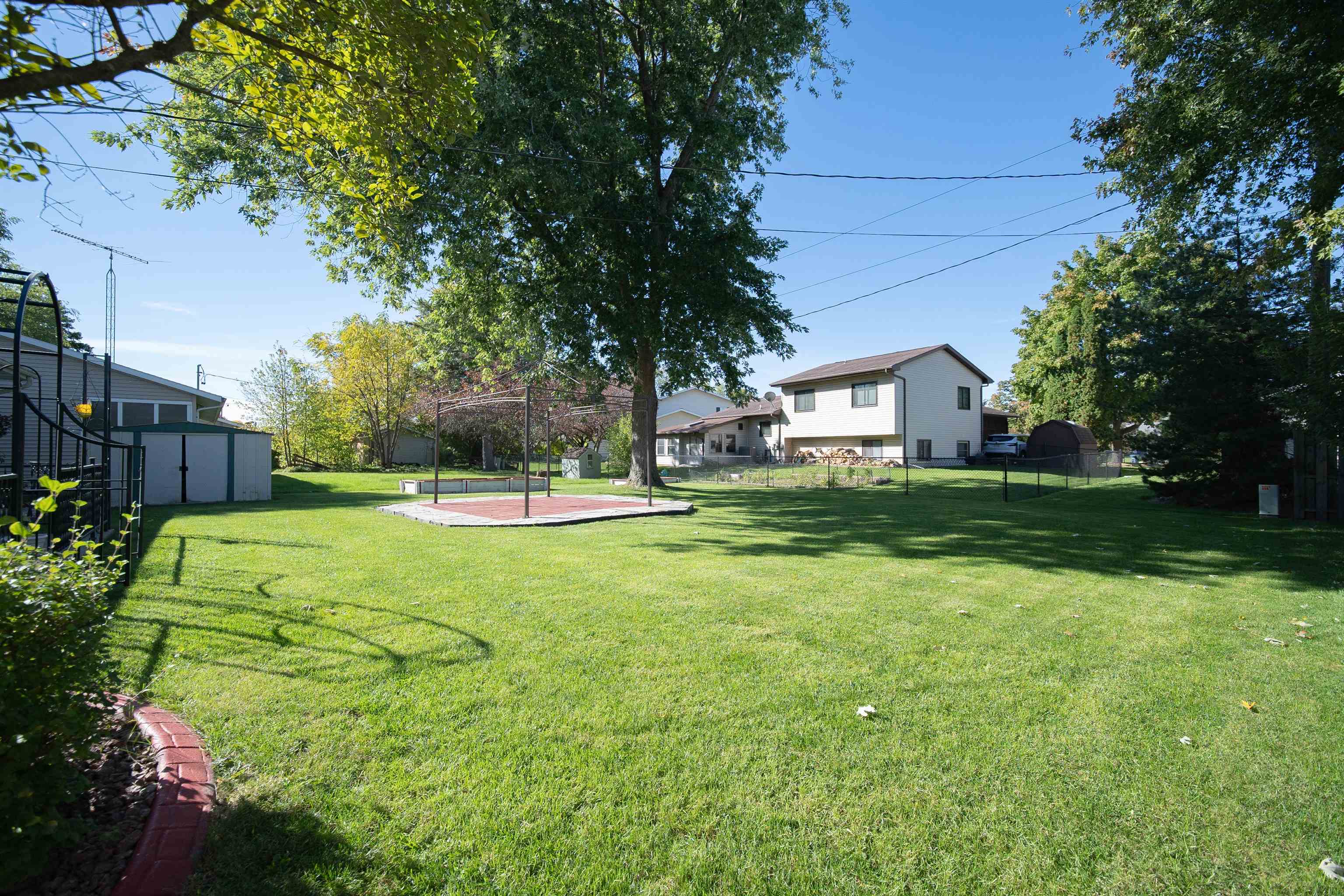 Property photo 28