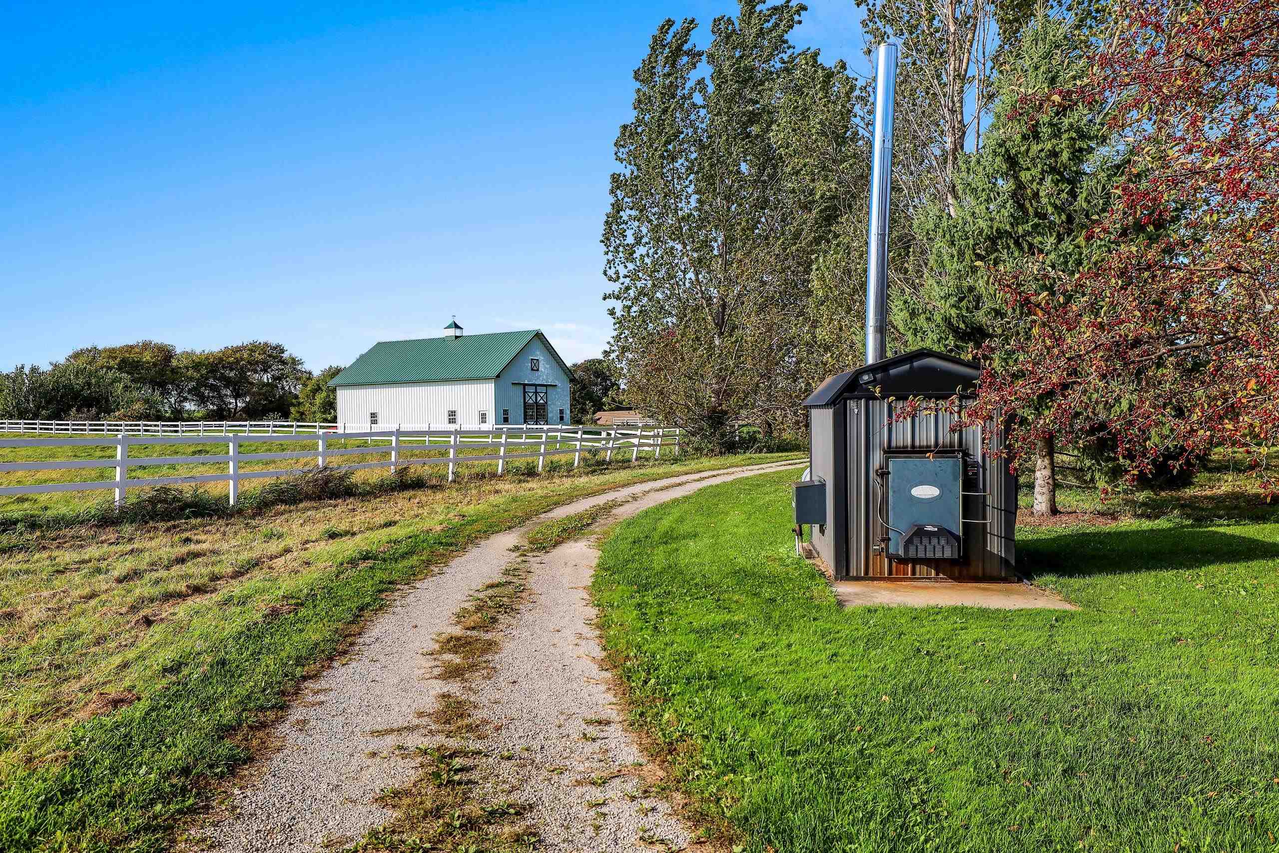 Property photo 77