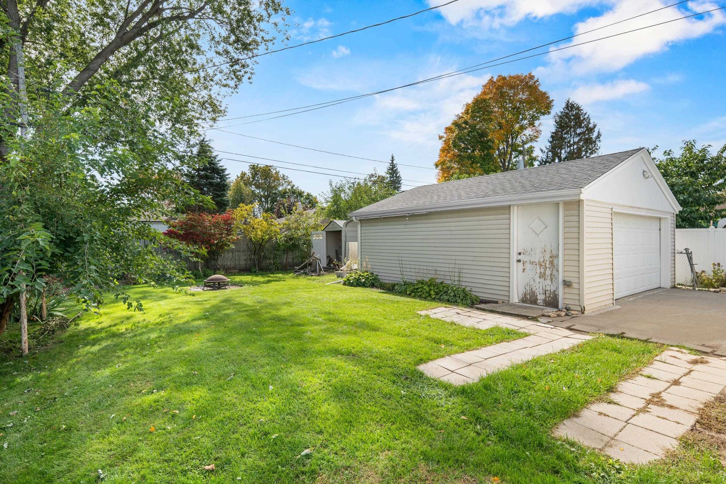 Property photo 44