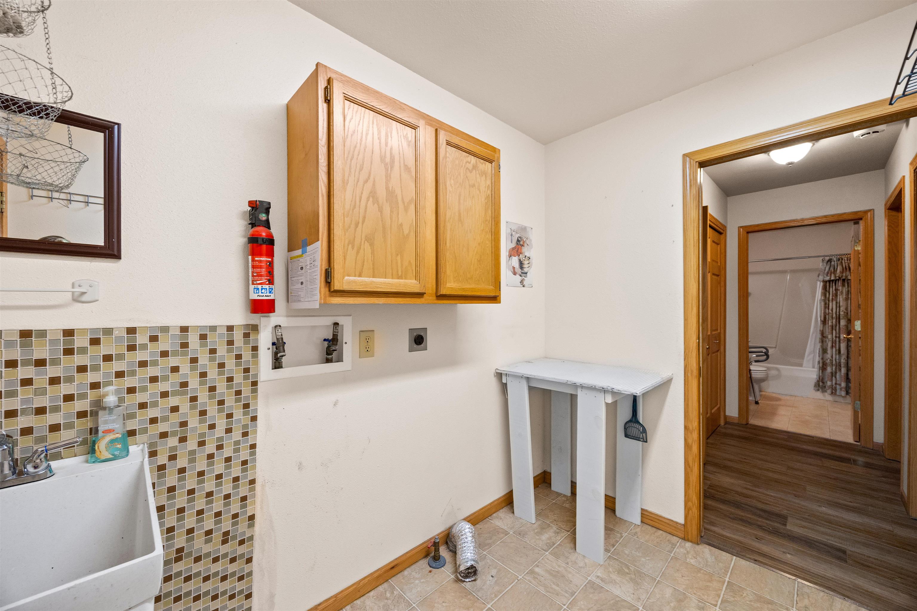 Property photo 33