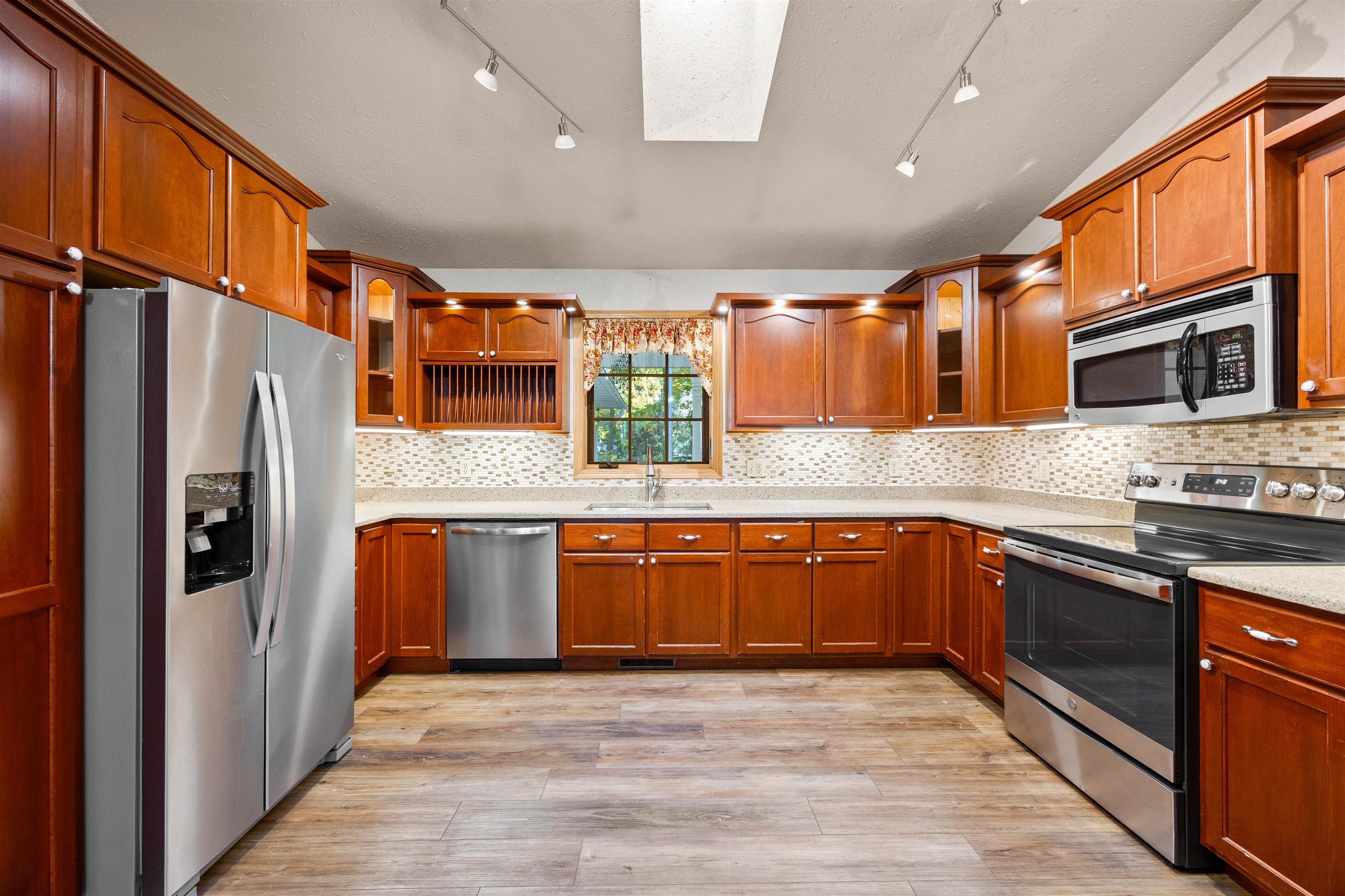 Property photo 15
