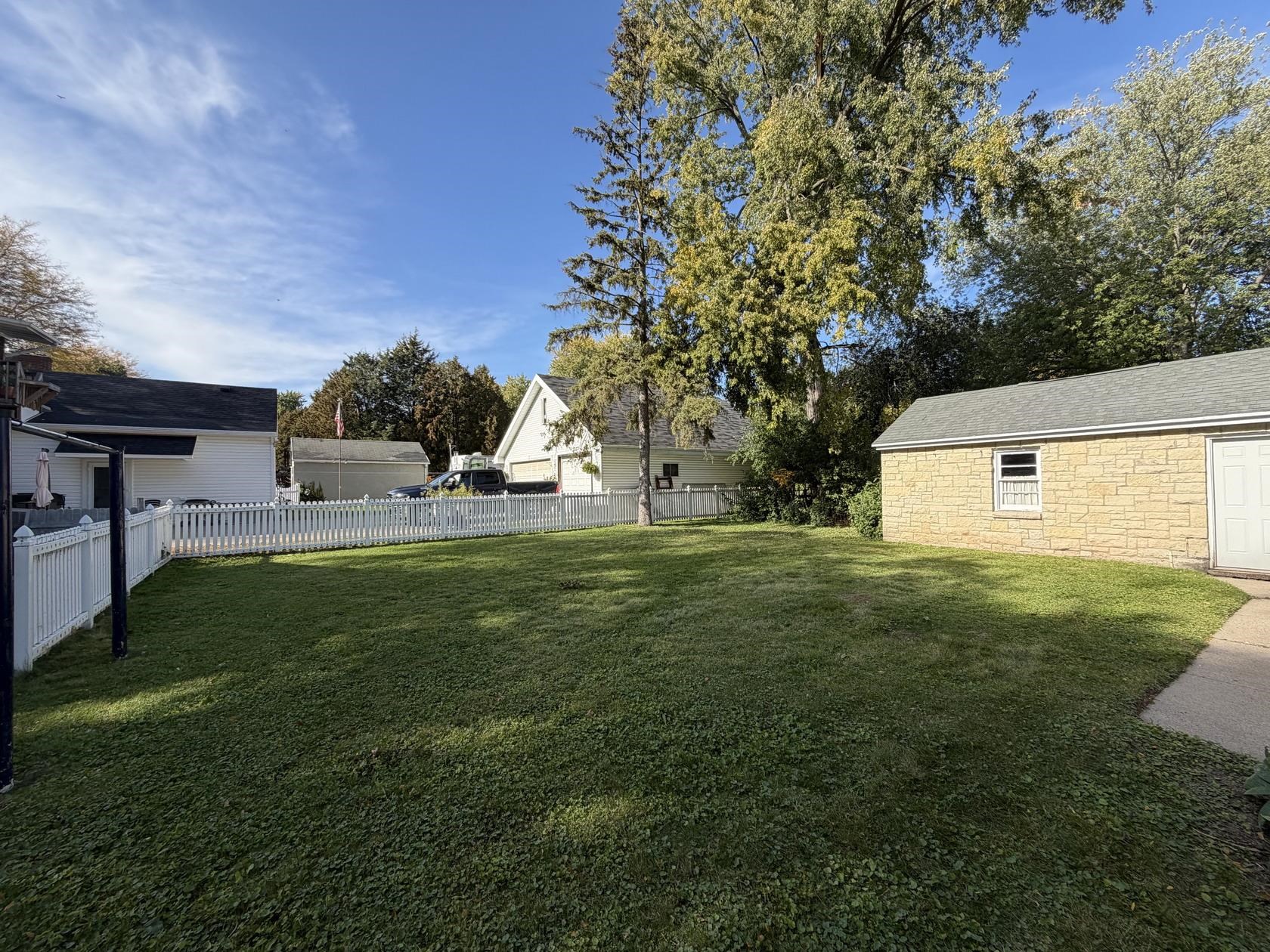 Property photo 30