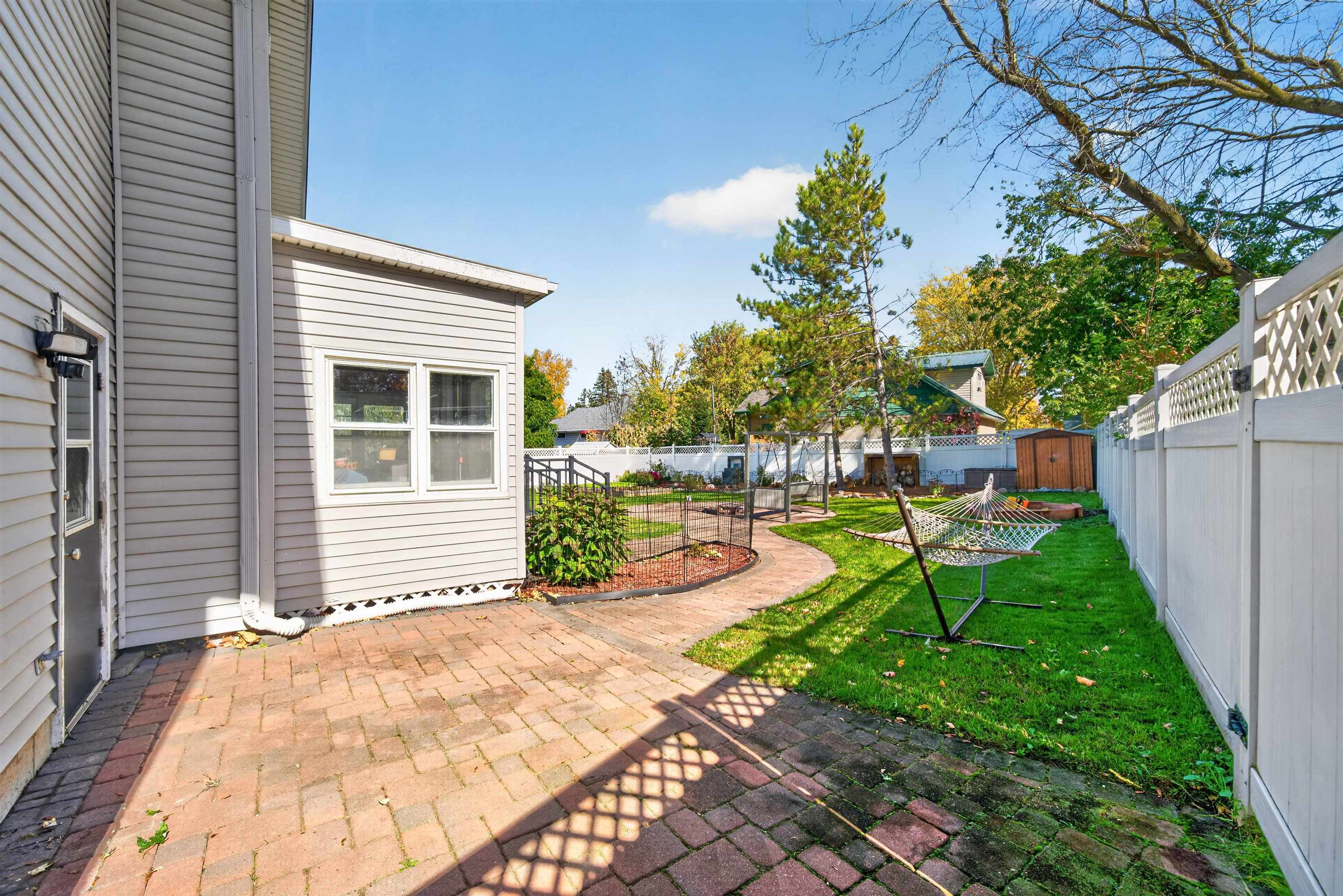 Property photo 32