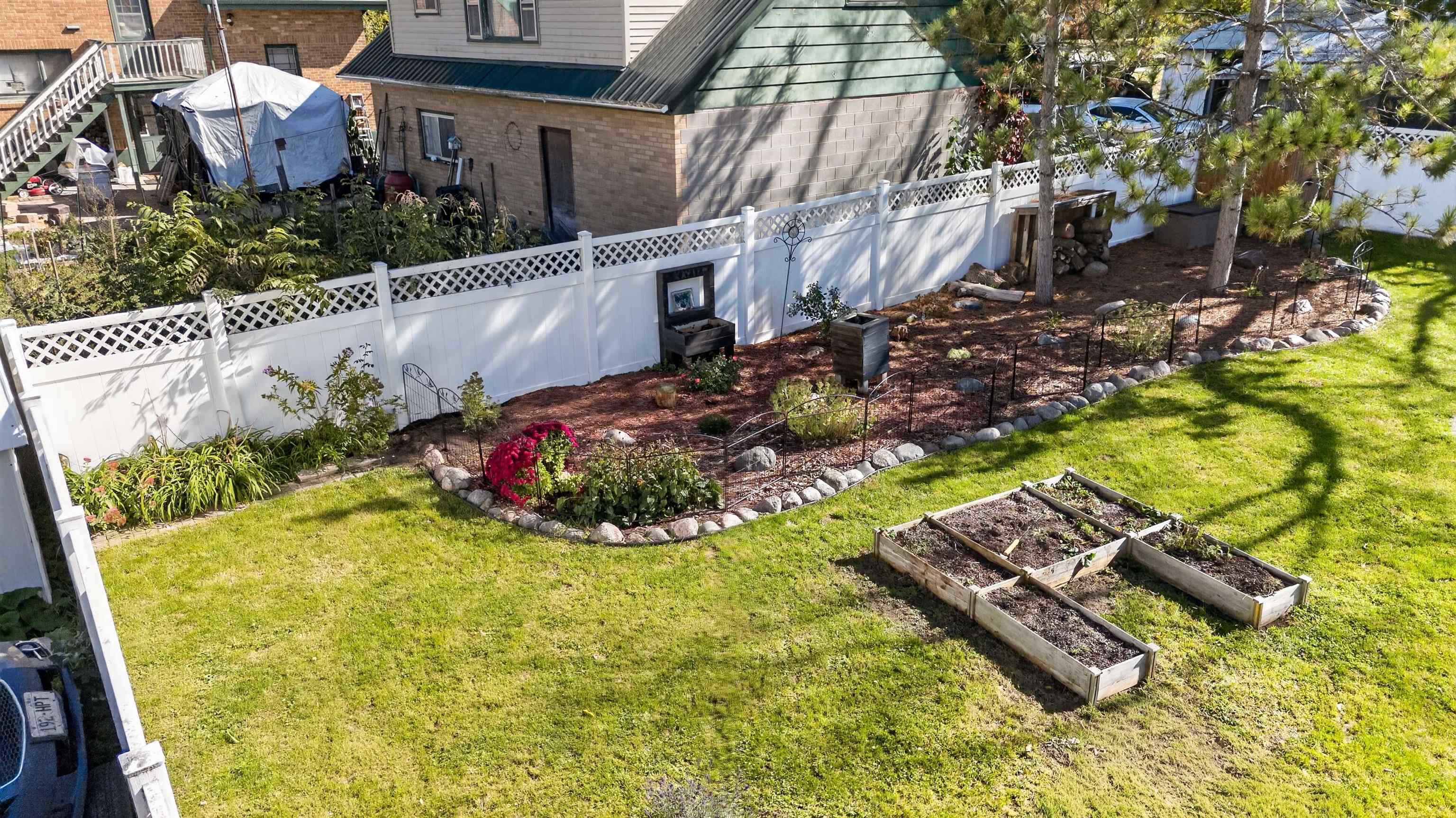 Property photo 38
