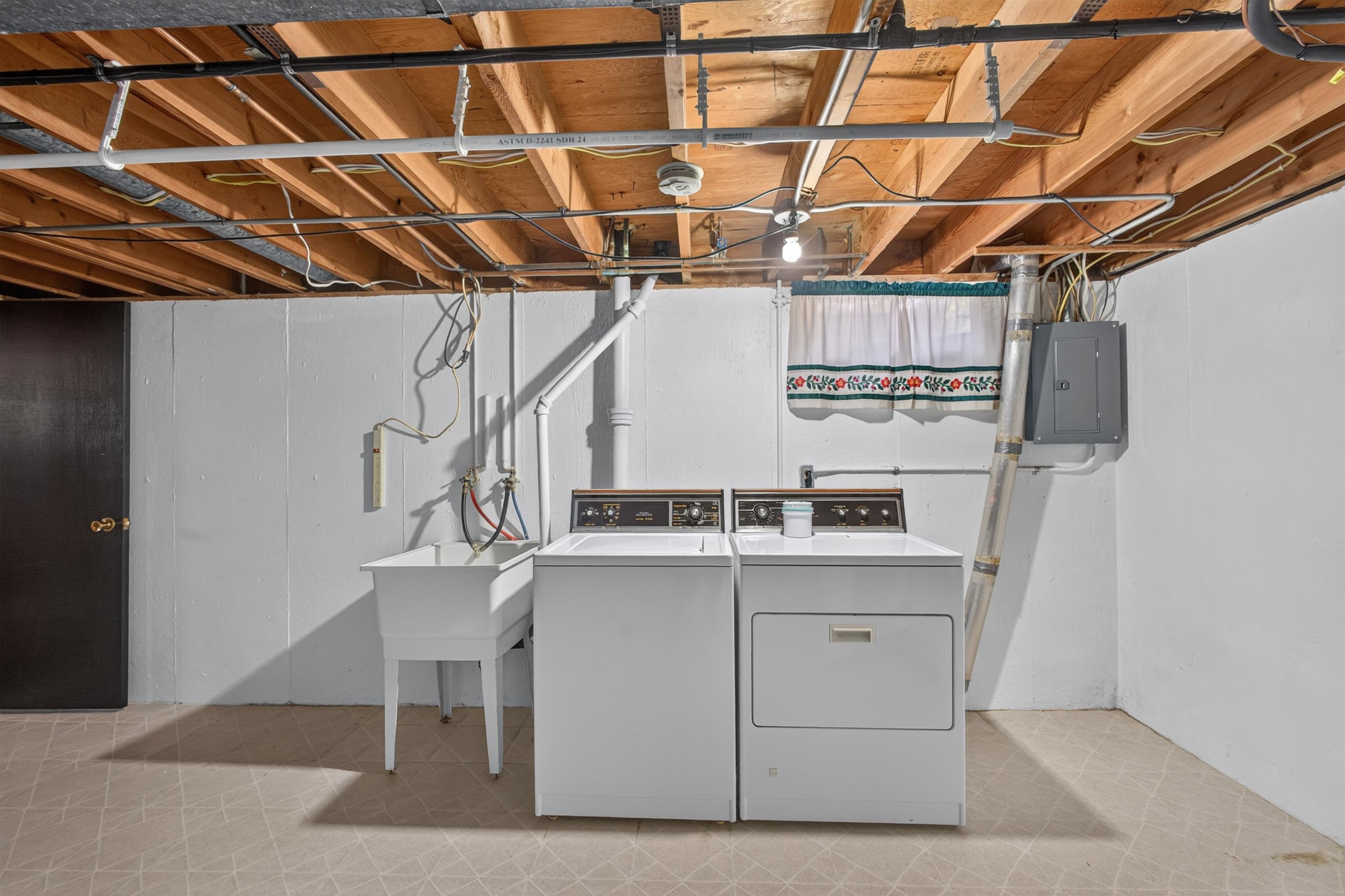 Property photo 34