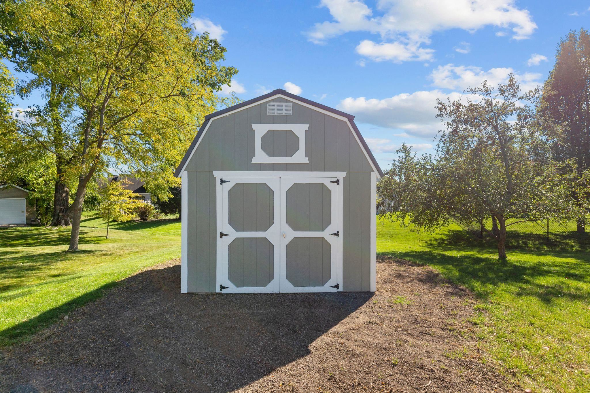 Property photo 35