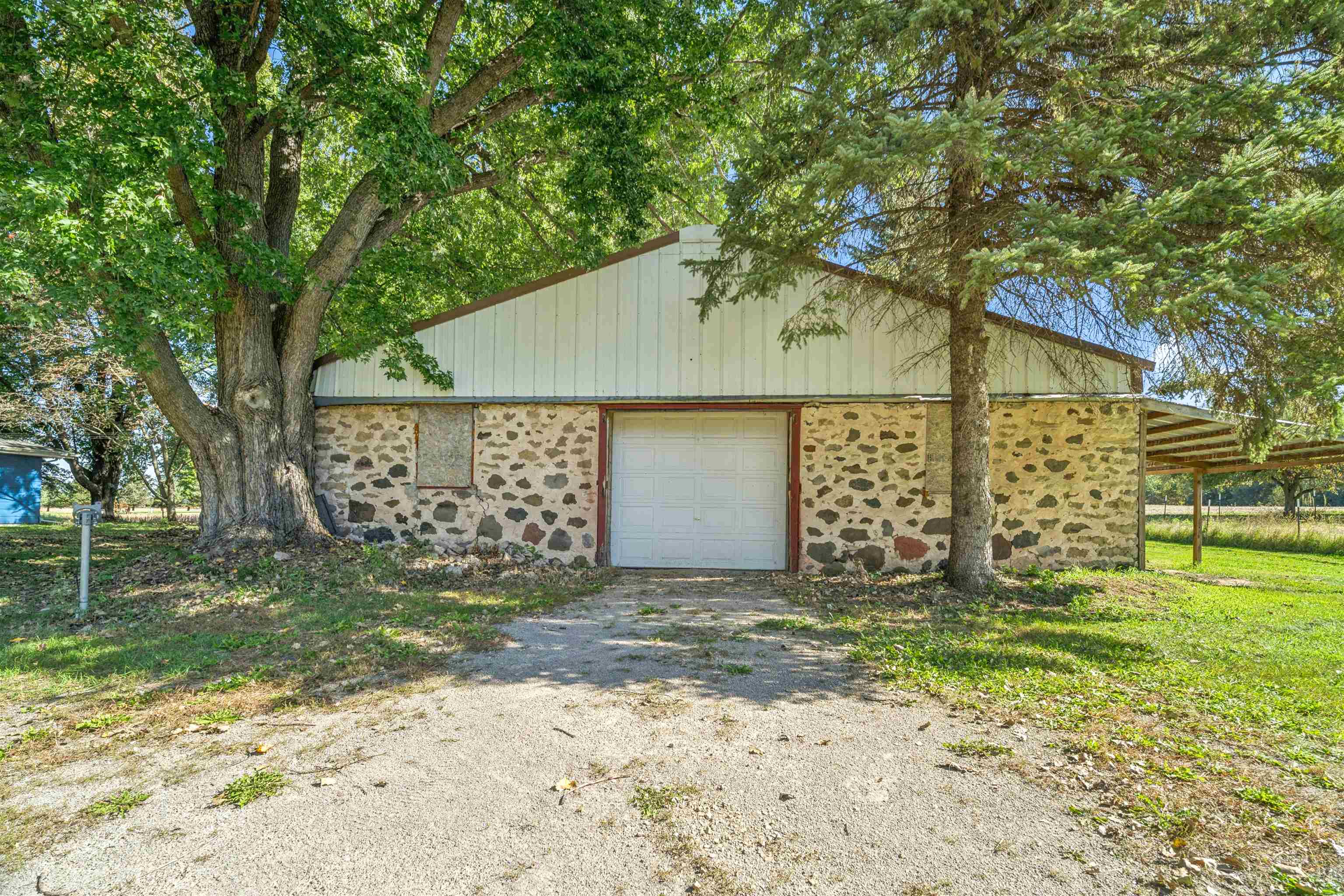 Property photo 24