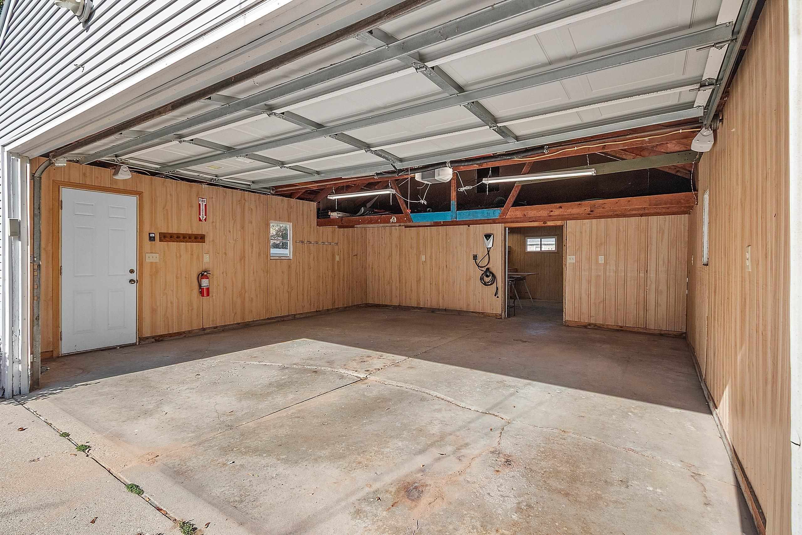 Property photo 42