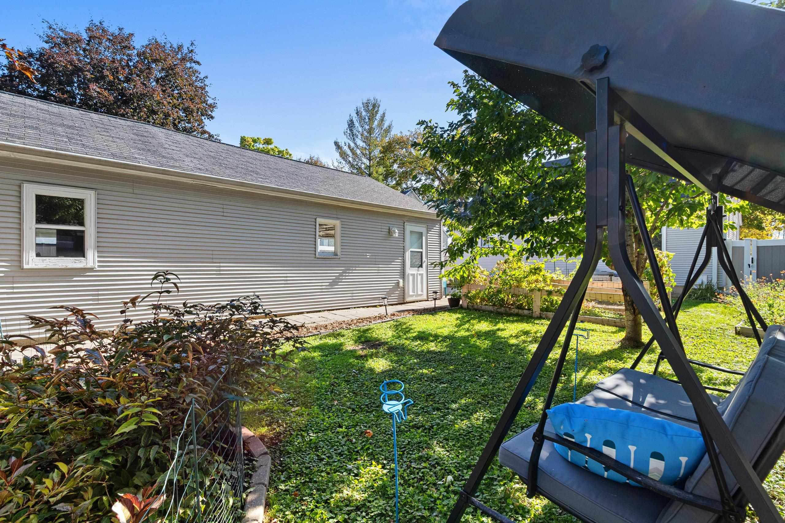 Property photo 44