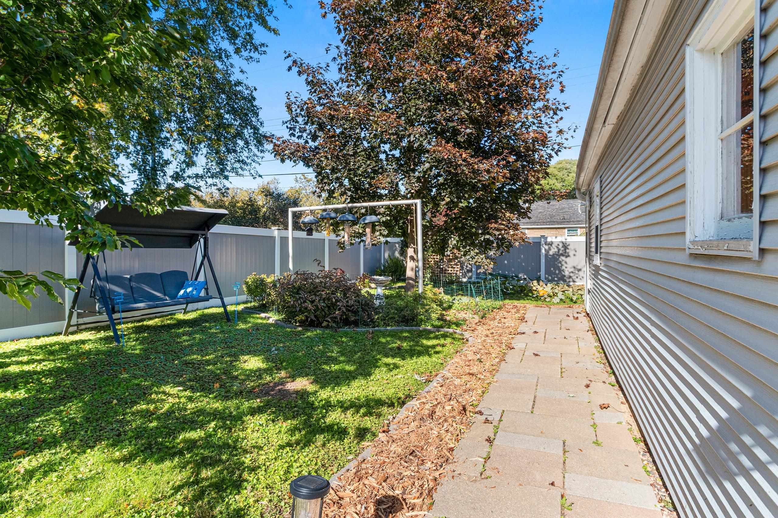 Property photo 50