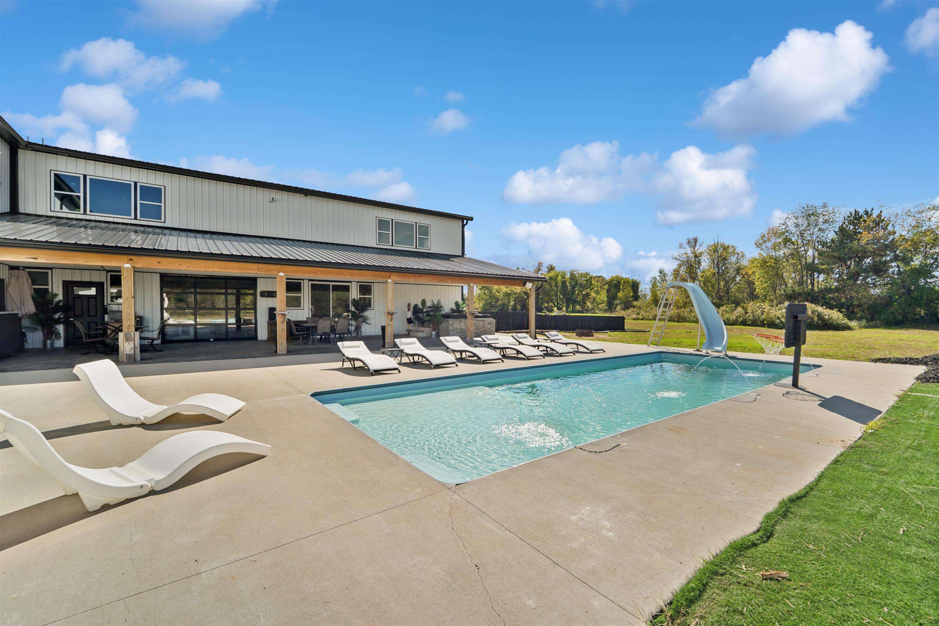 Property photo 61