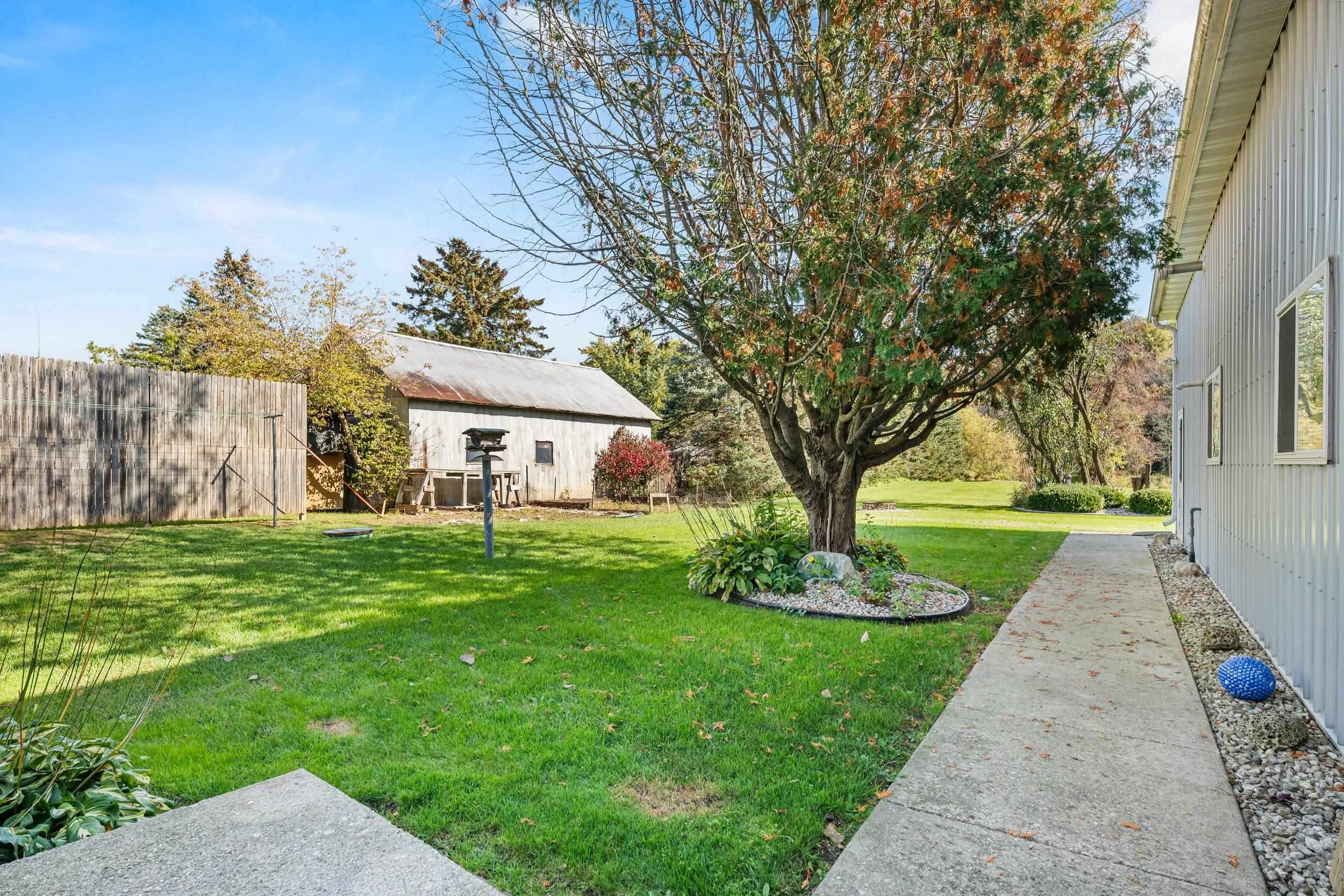 Property photo 35