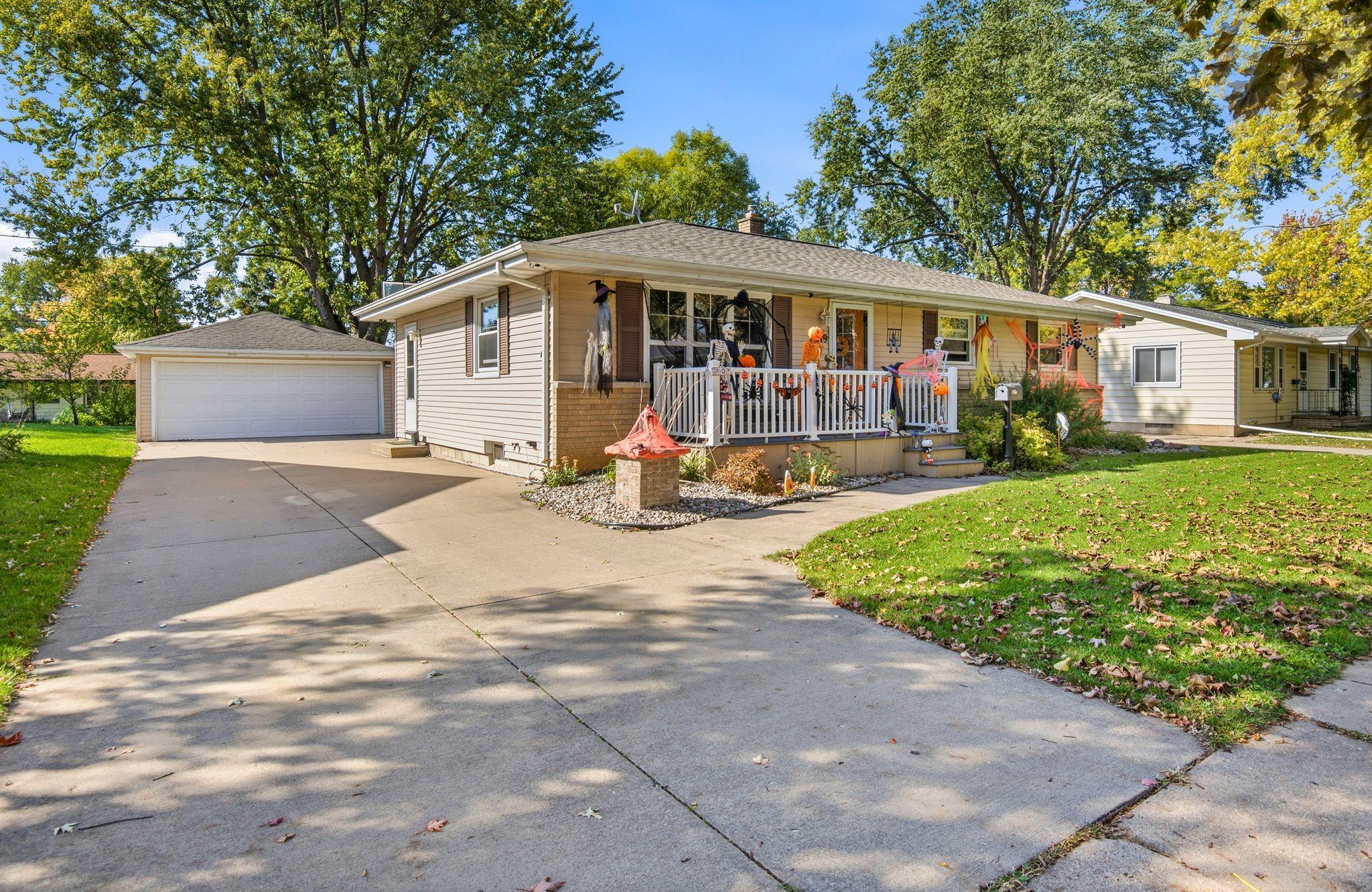 Property photo 35