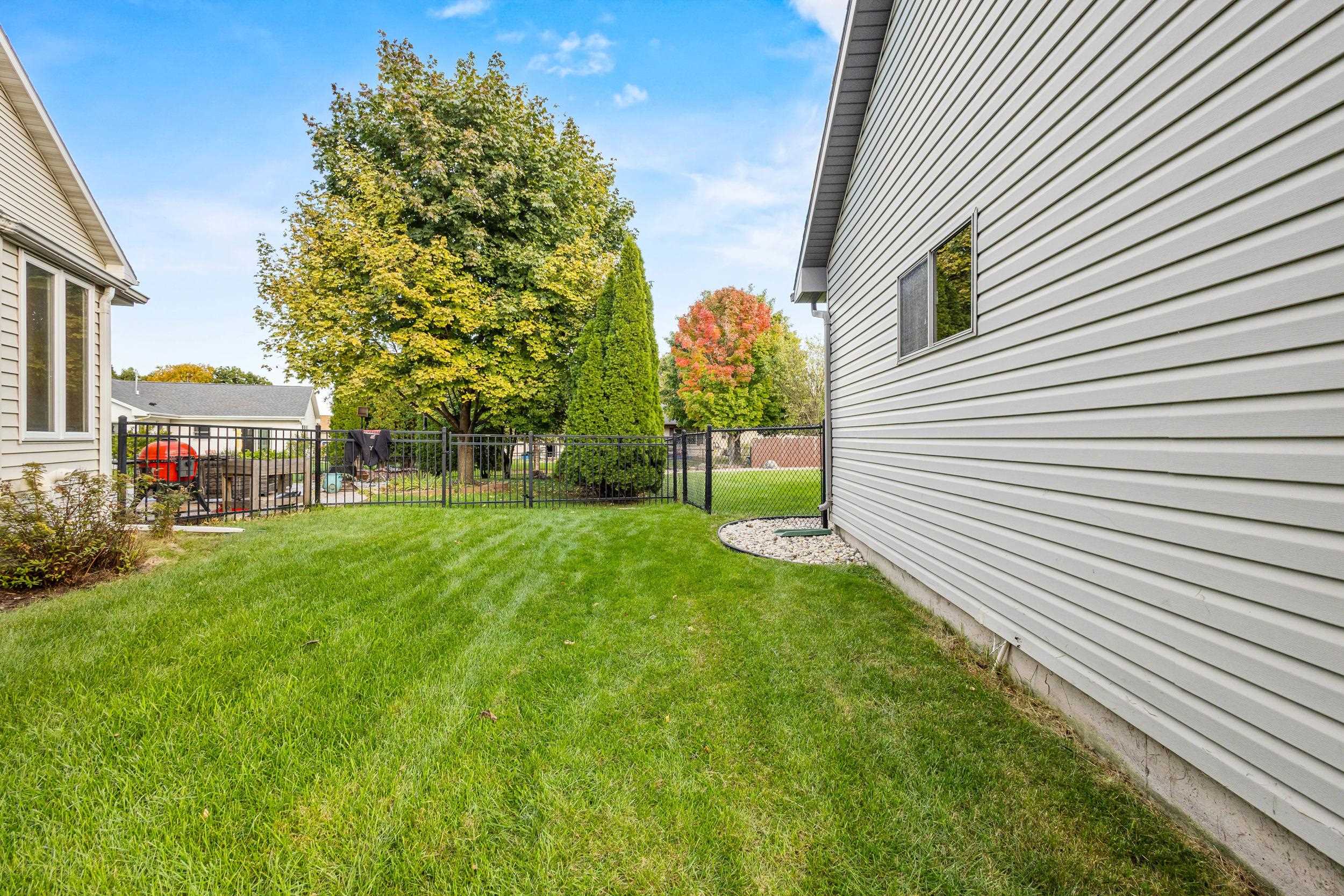 Property photo 36