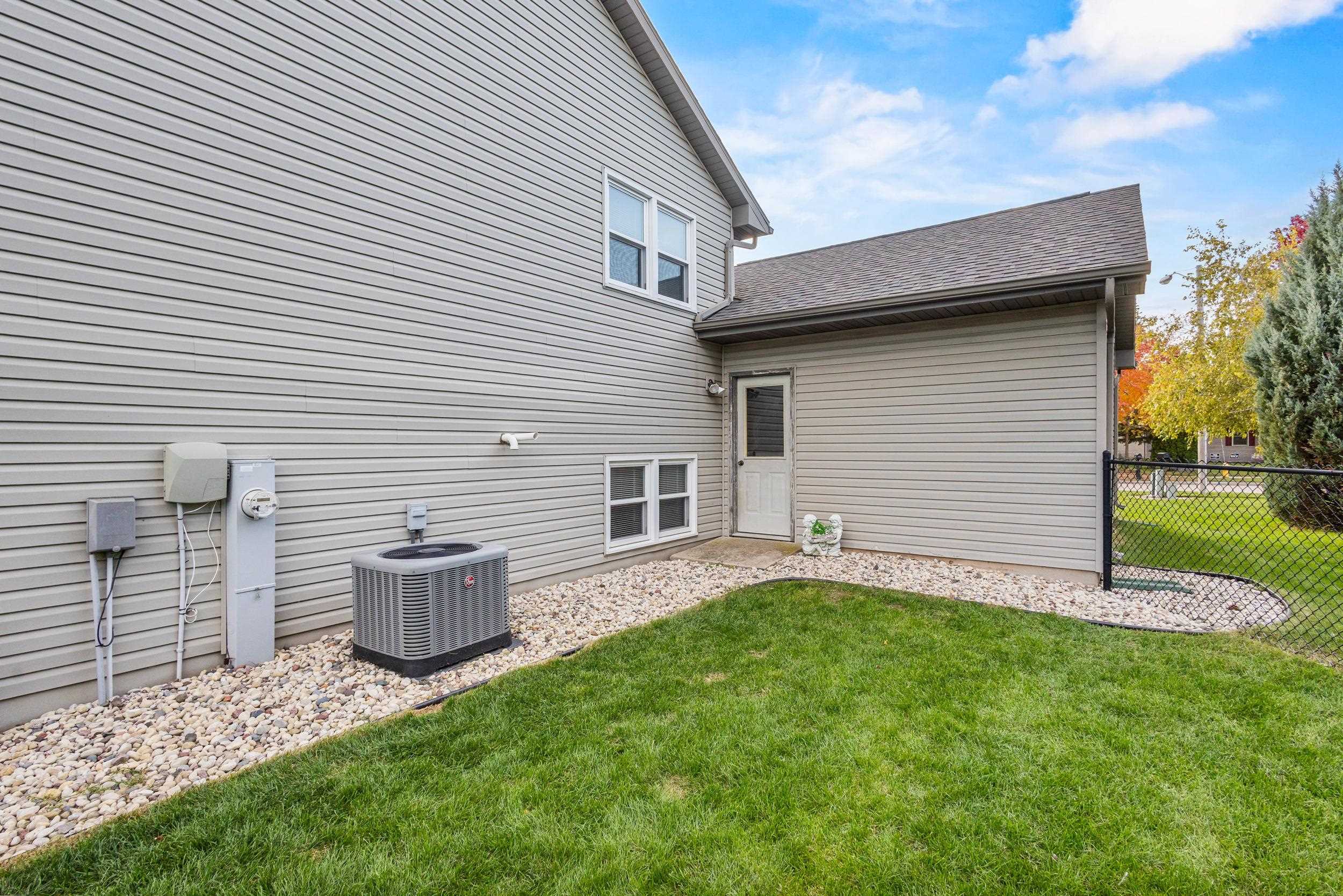 Property photo 37