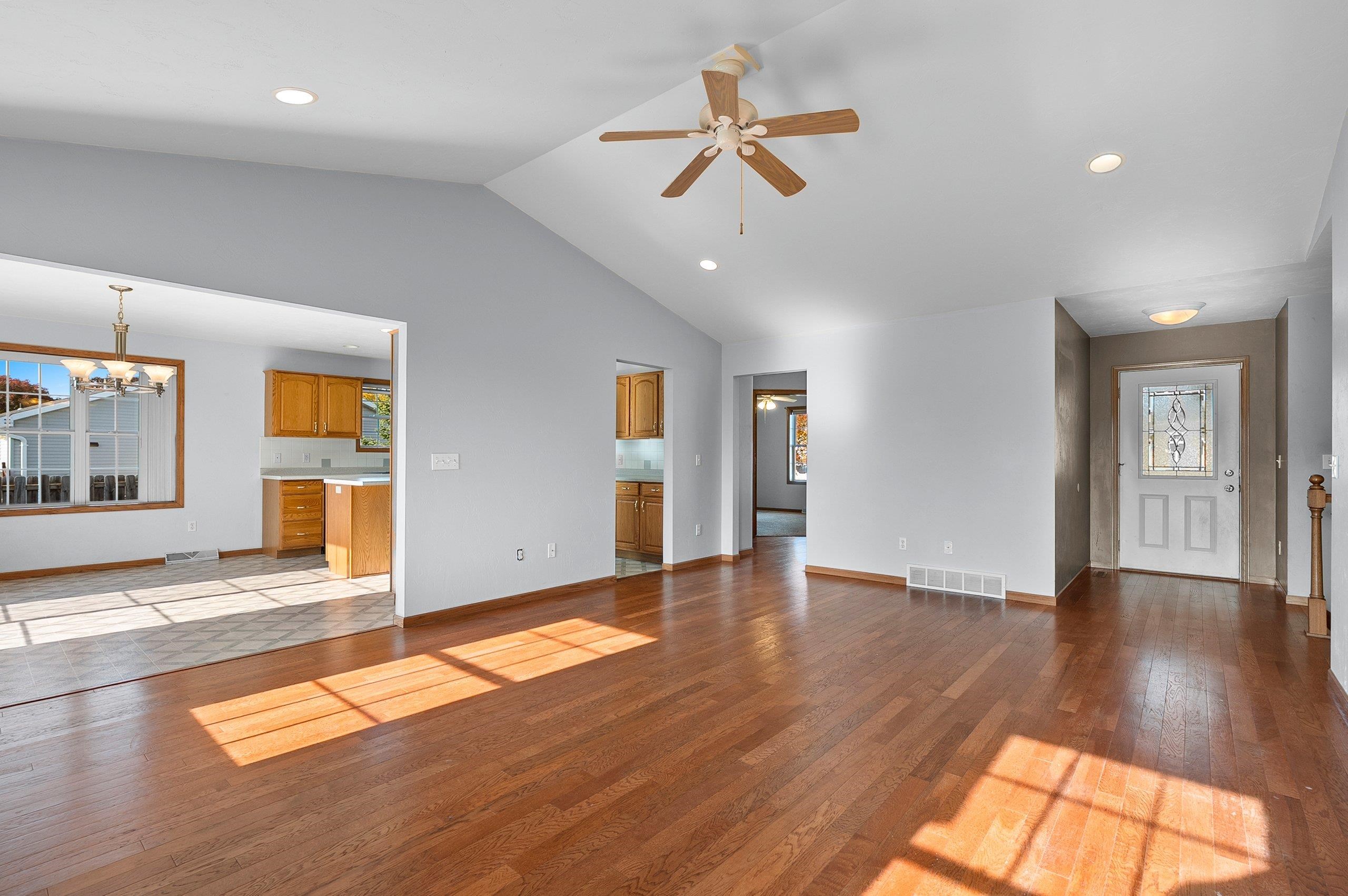 Property photo 38
