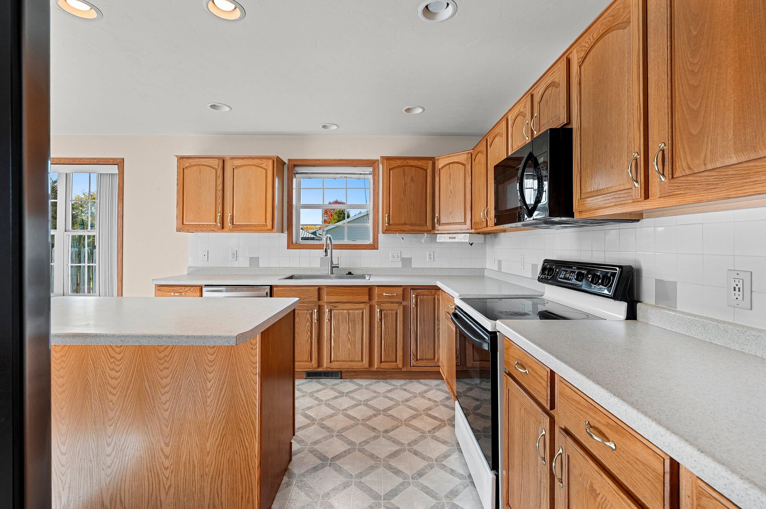 Property photo 44