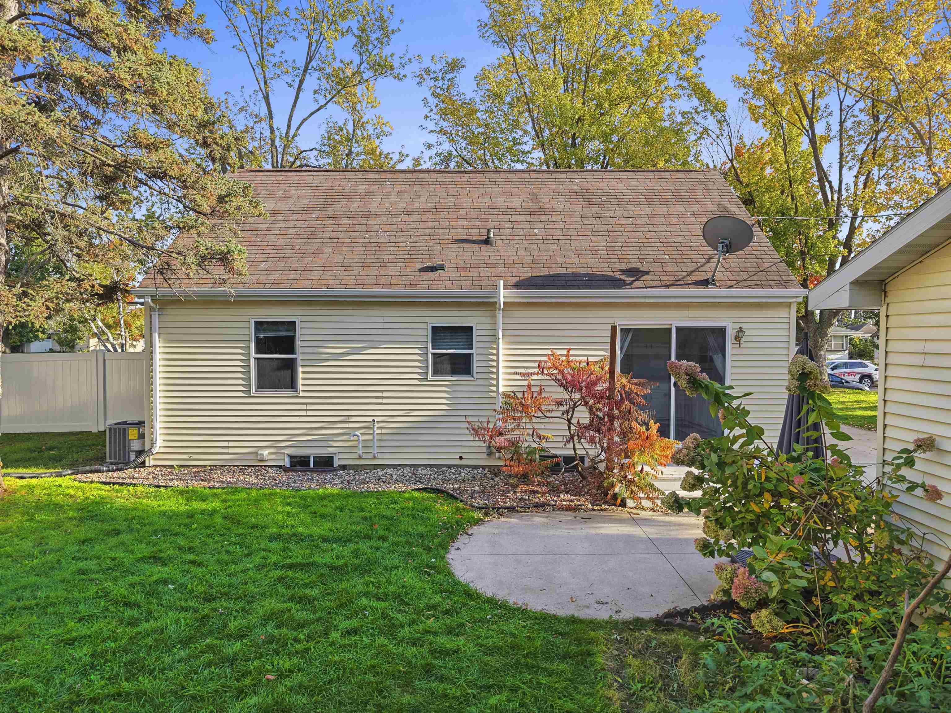 Property photo 37