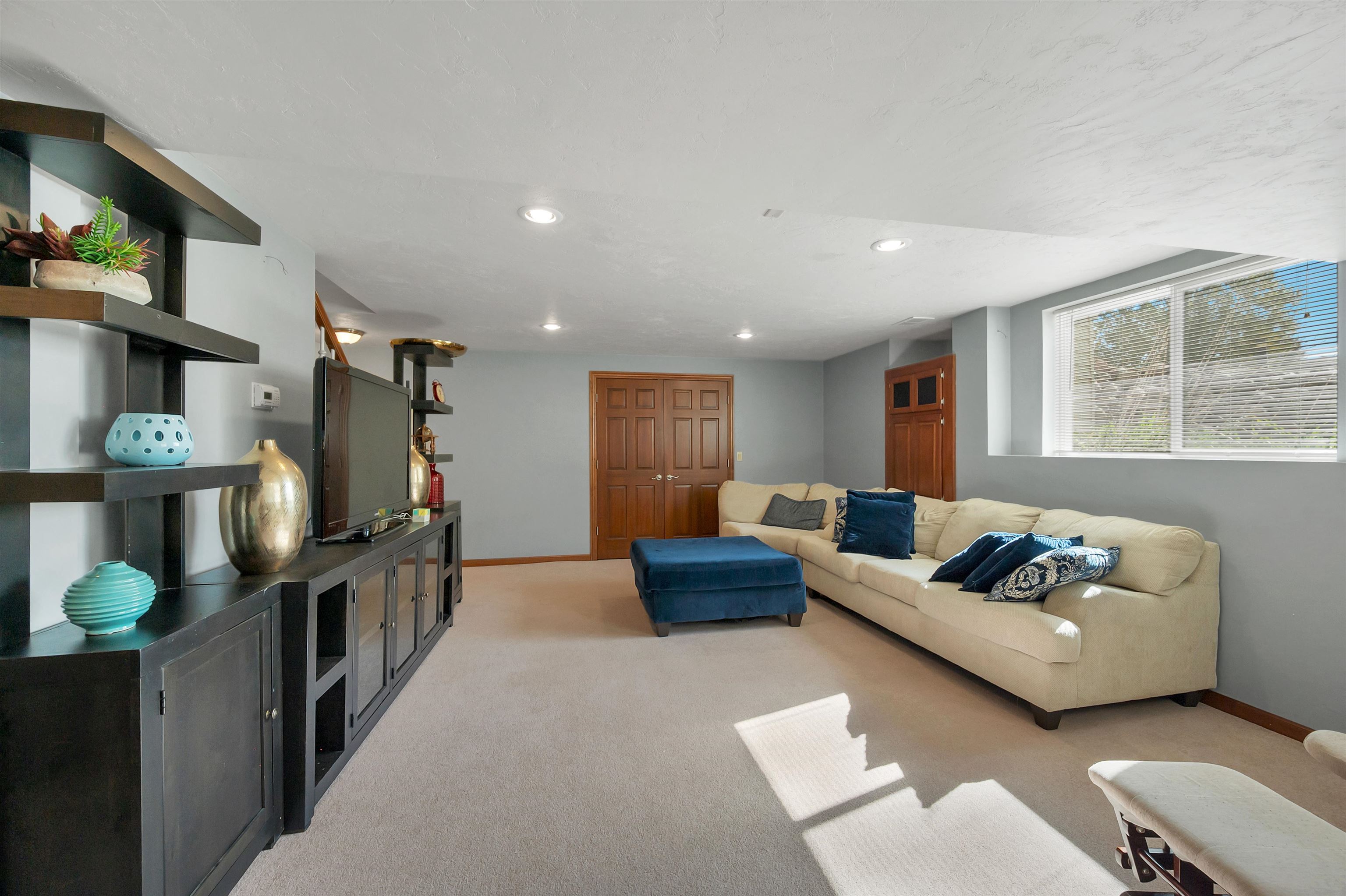 Property photo 50